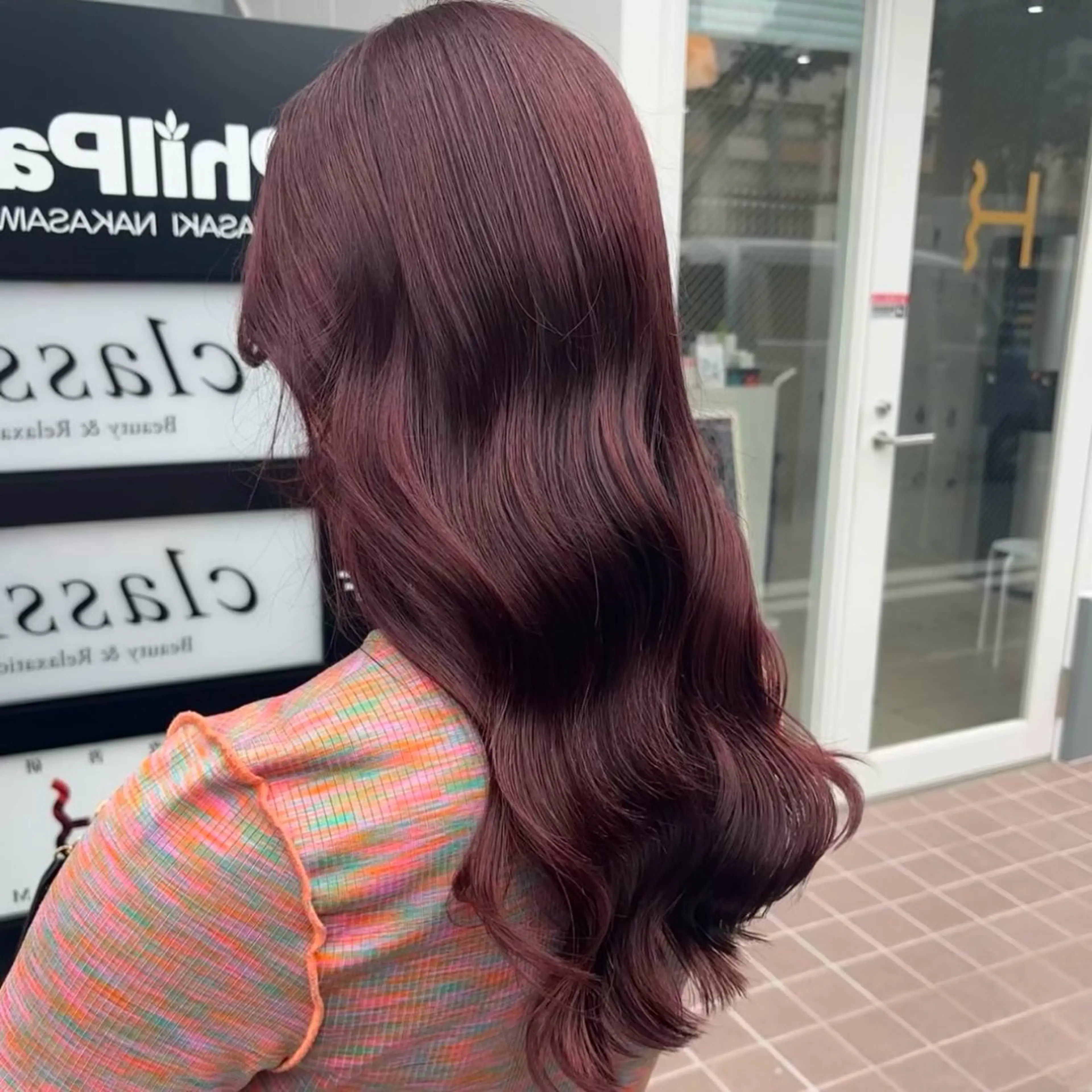 セミロング カラー classic kawasaki所属・川崎のカラー職人🥣 kentaのヘアスタイル