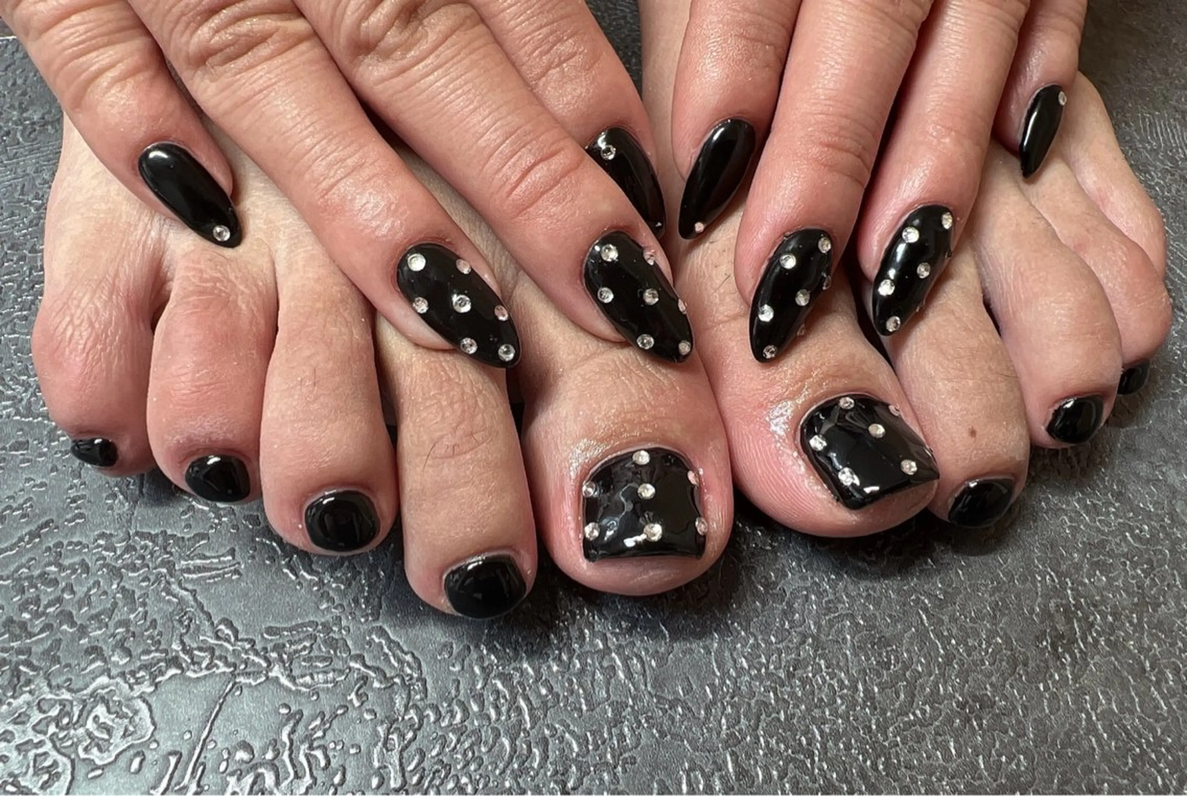 ネイル ハンドネイル フットネイル Lavish nailのネイルデザイン