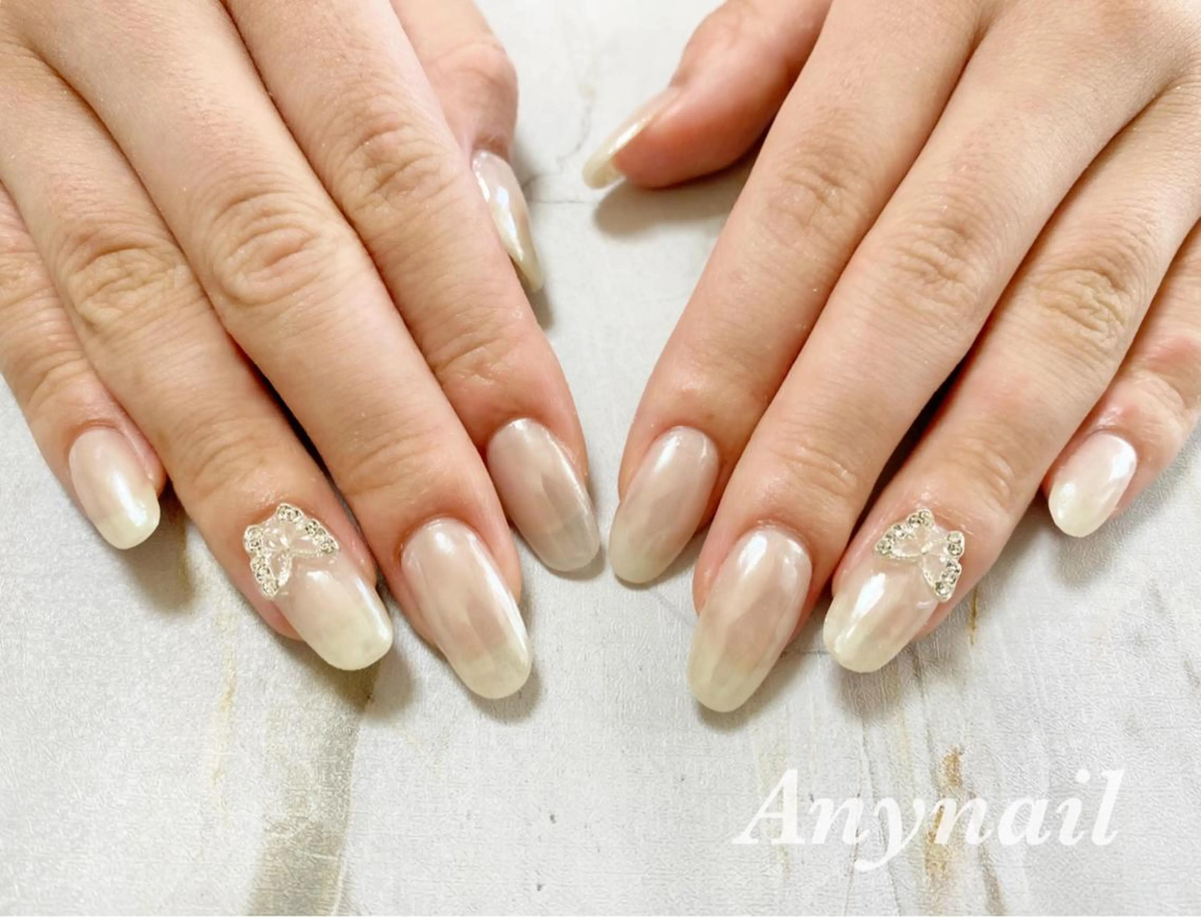 ネイル ブルー ミラーネイル ホワイト ハンドネイル 岩澤 恵子のネイルデザイン