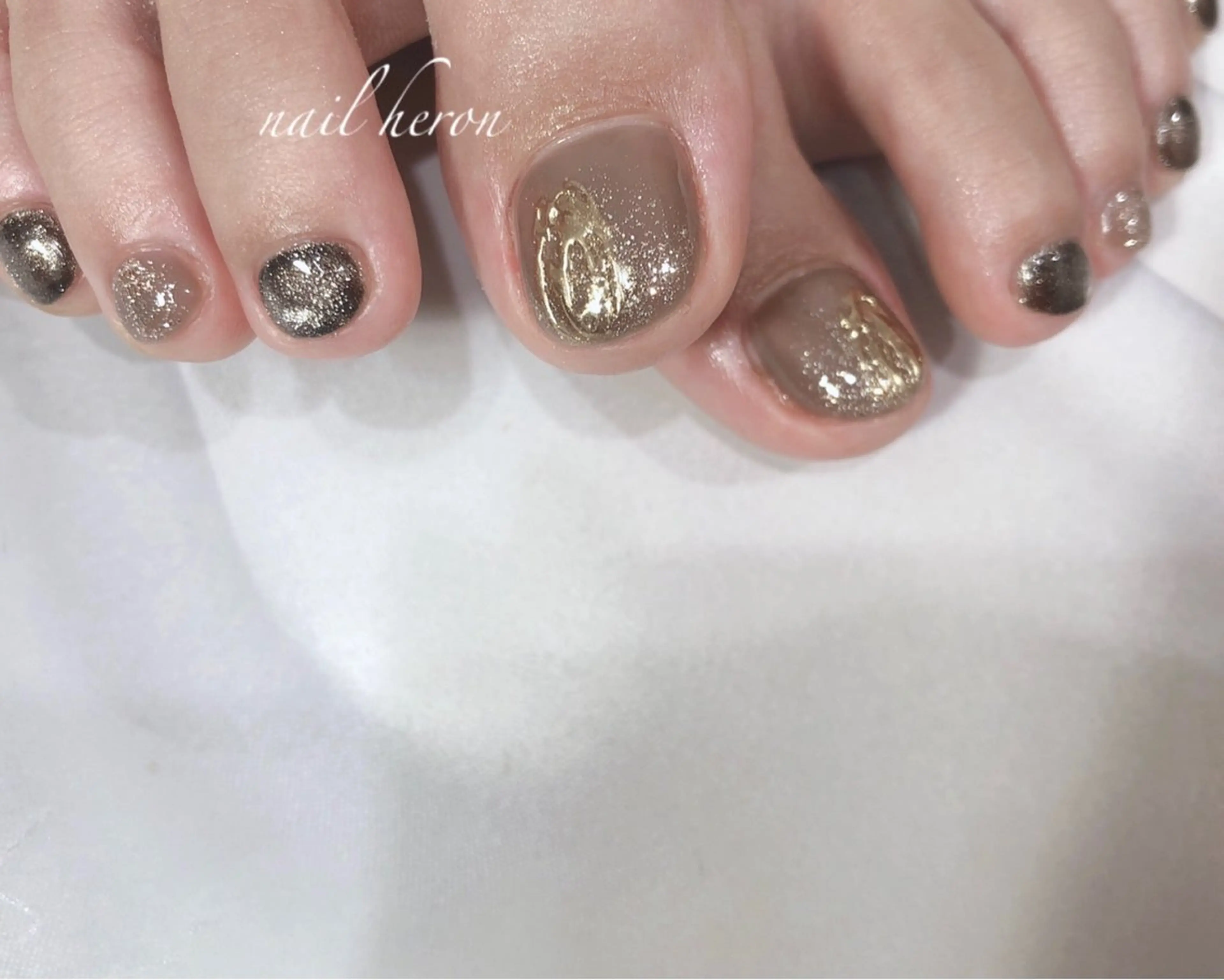 ネイル フットネイル フットネイル saki_ nail heronのネイルデザイン