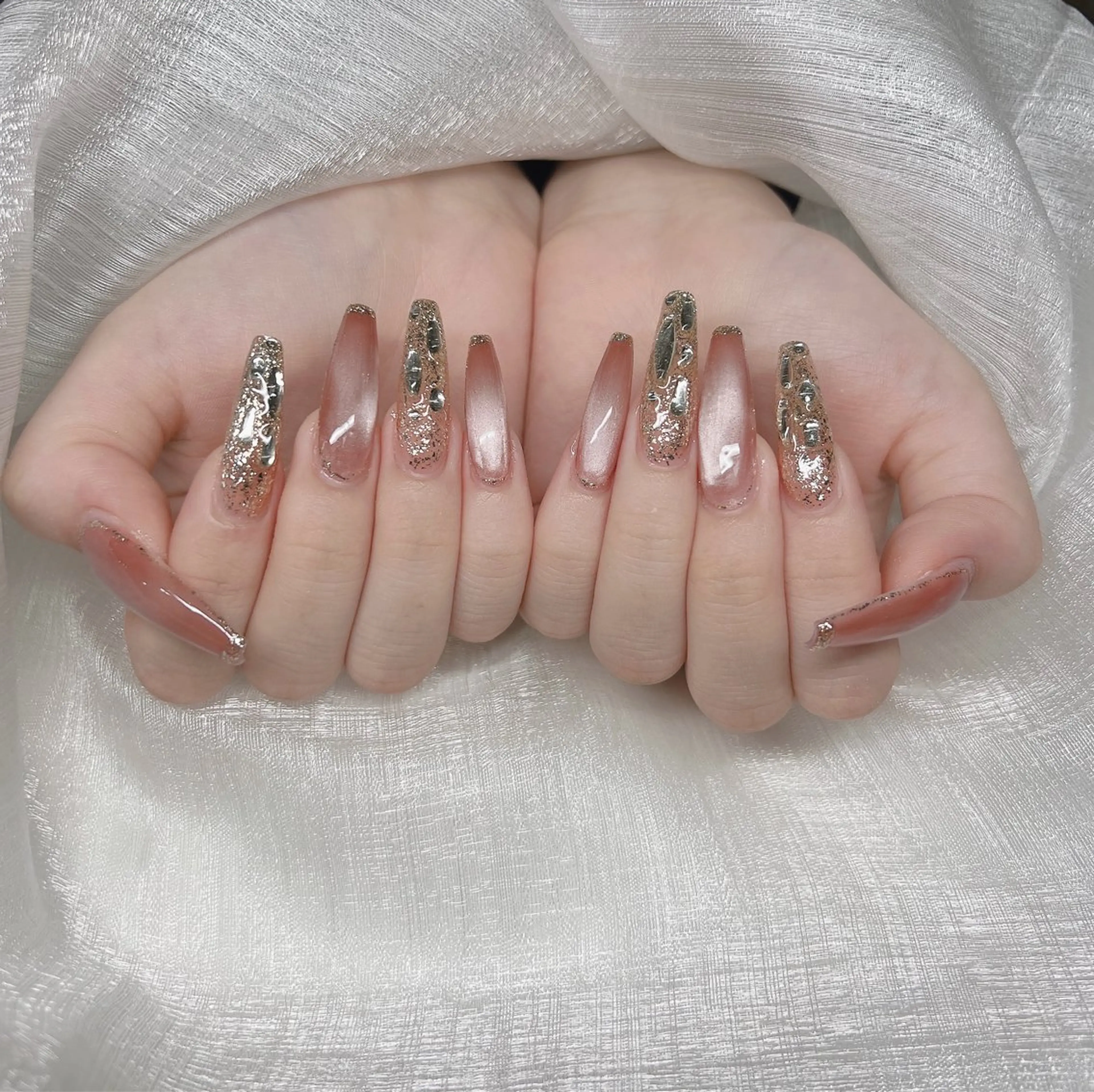 ネイル 長さ出し グラデーション キラキラネイル マグネットネイル ニュアンスネイル Lee Nails チップ長さだし専門店のネイルデザイン