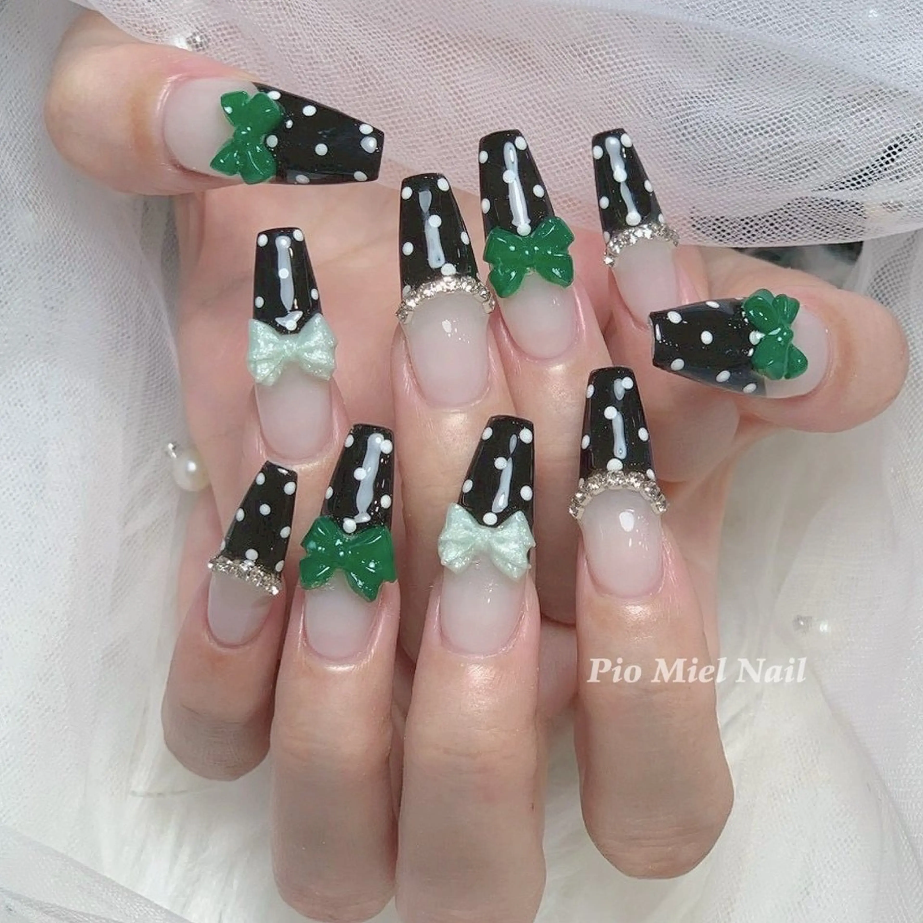 ネイル ハンドネイル HANA 長さだしのネイルデザイン