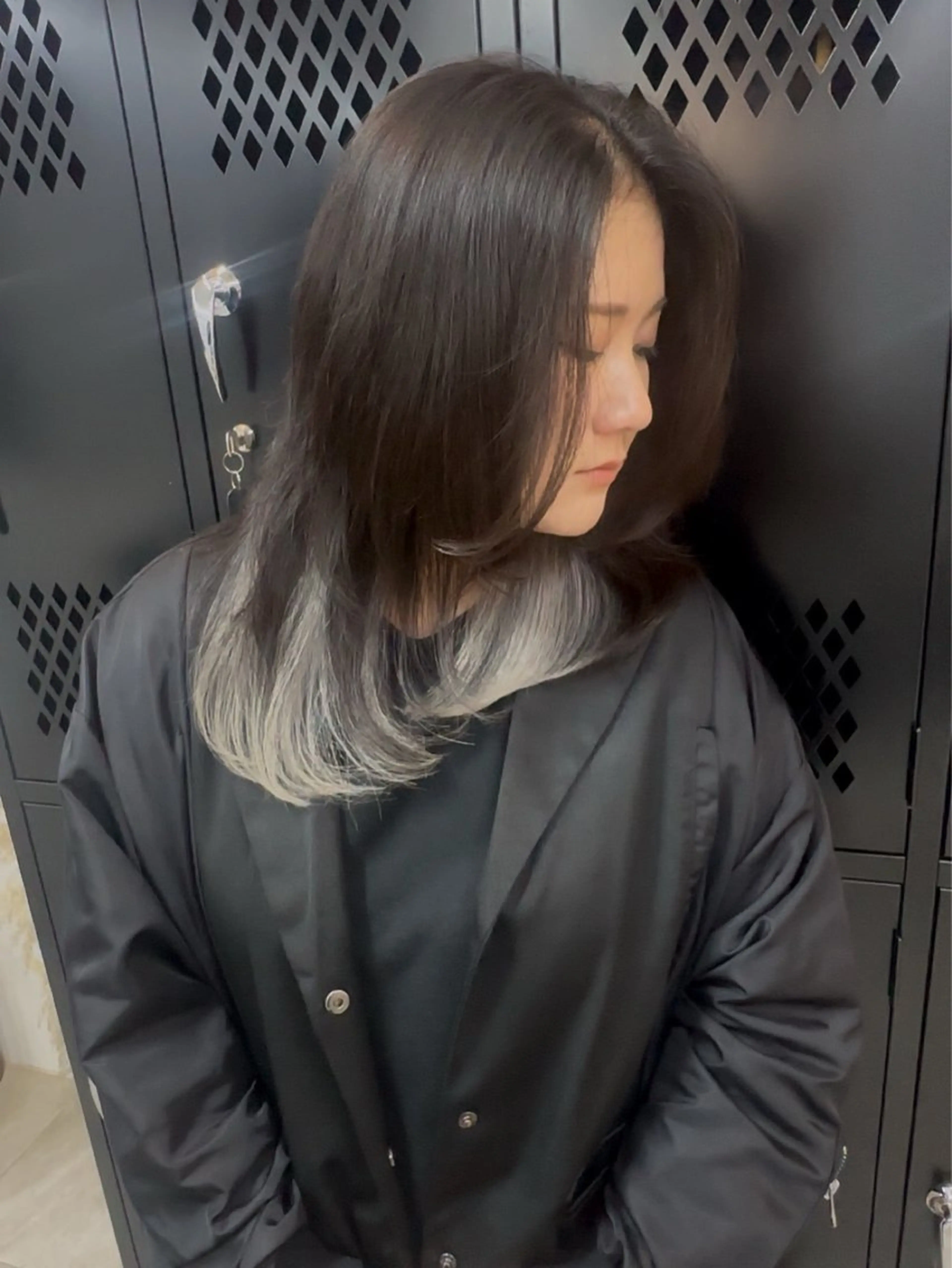 セミロング ヘアカラー 柏井 陽菜のヘアスタイル