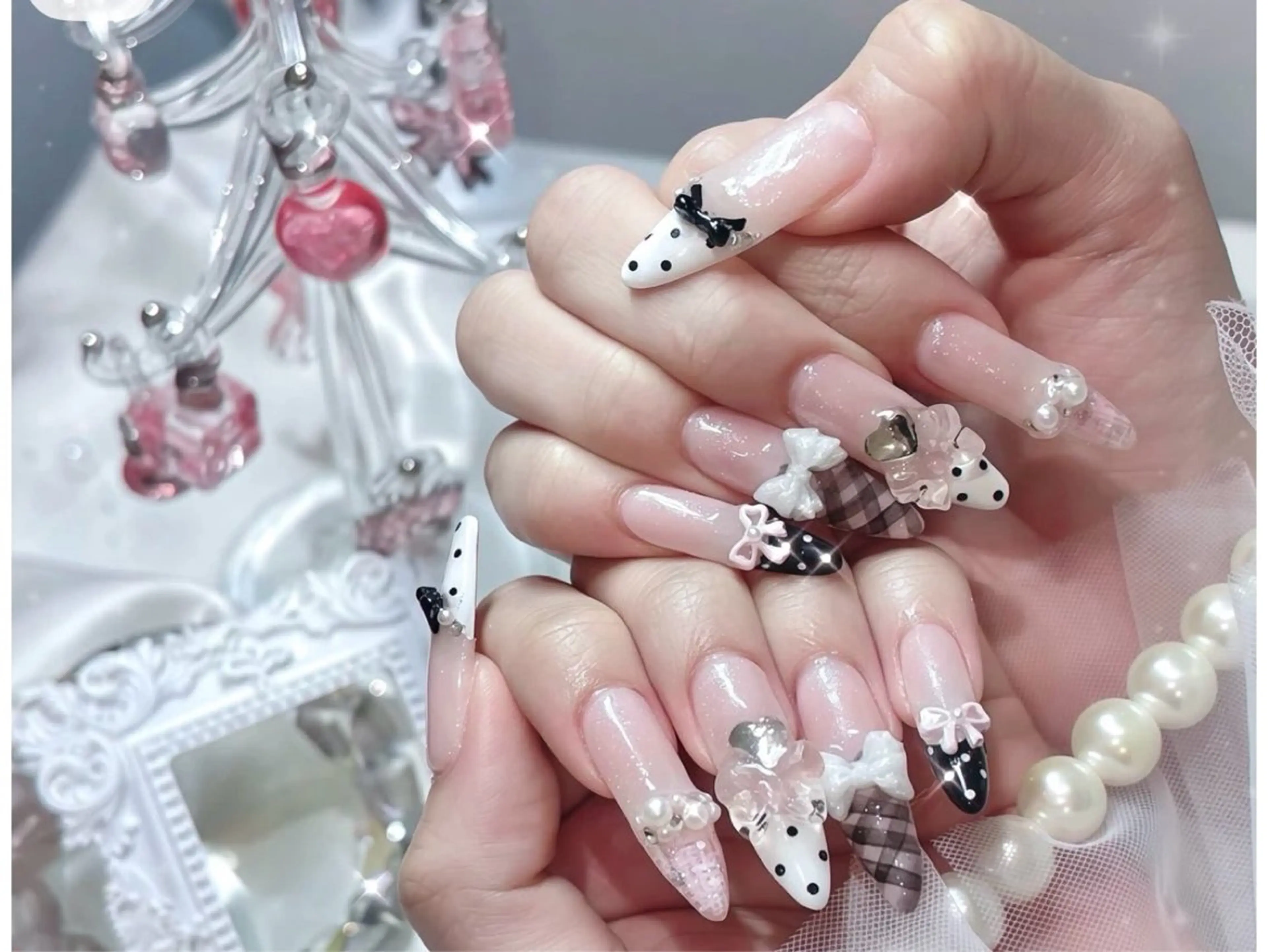 ネイル フレンチネイル キラキラネイル 韓国ネイル シンプルネイル ワンホンネイル MEI Nailのネイルデザイン