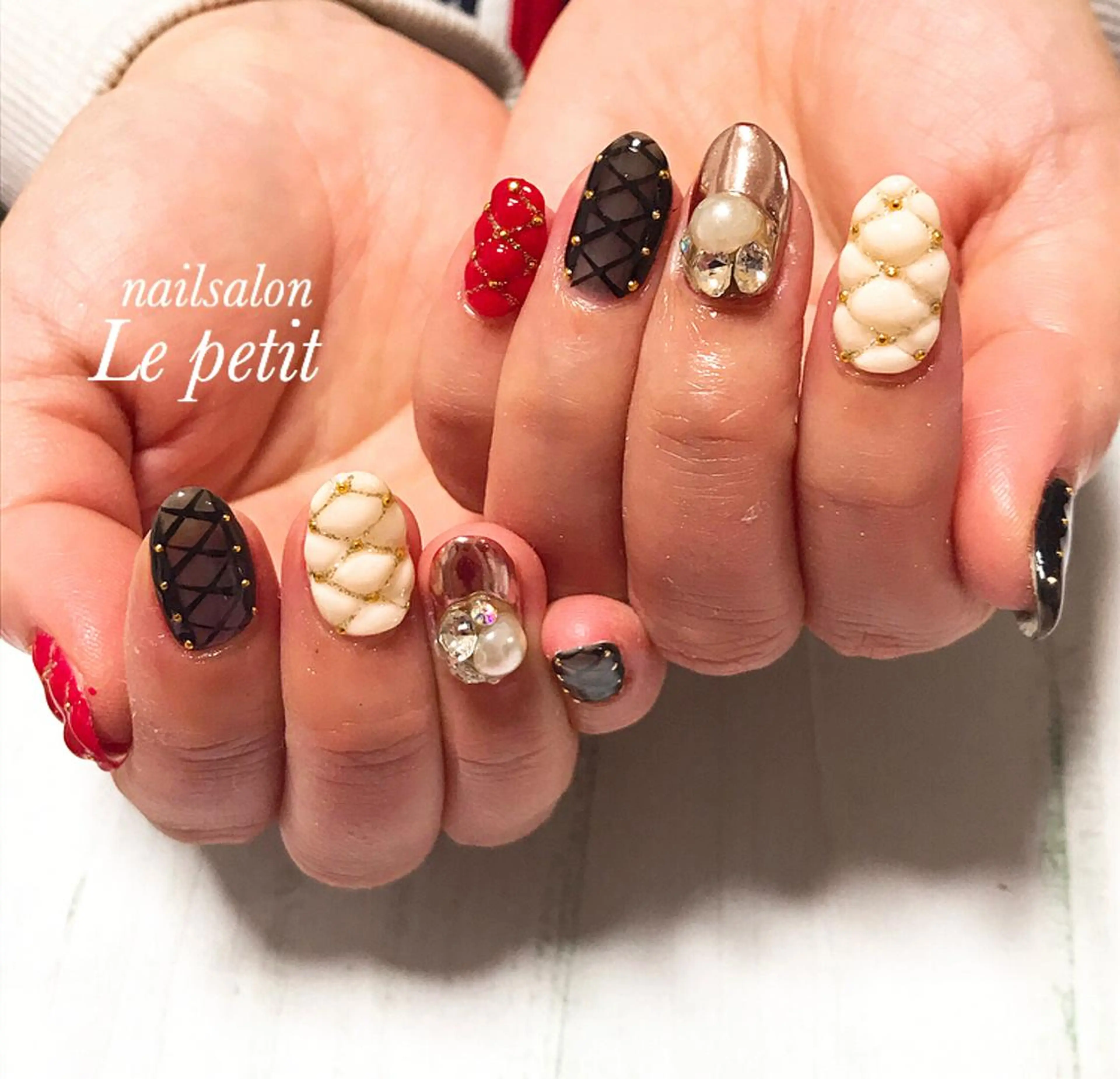 ネイル 石野 広佳のネイルデザイン