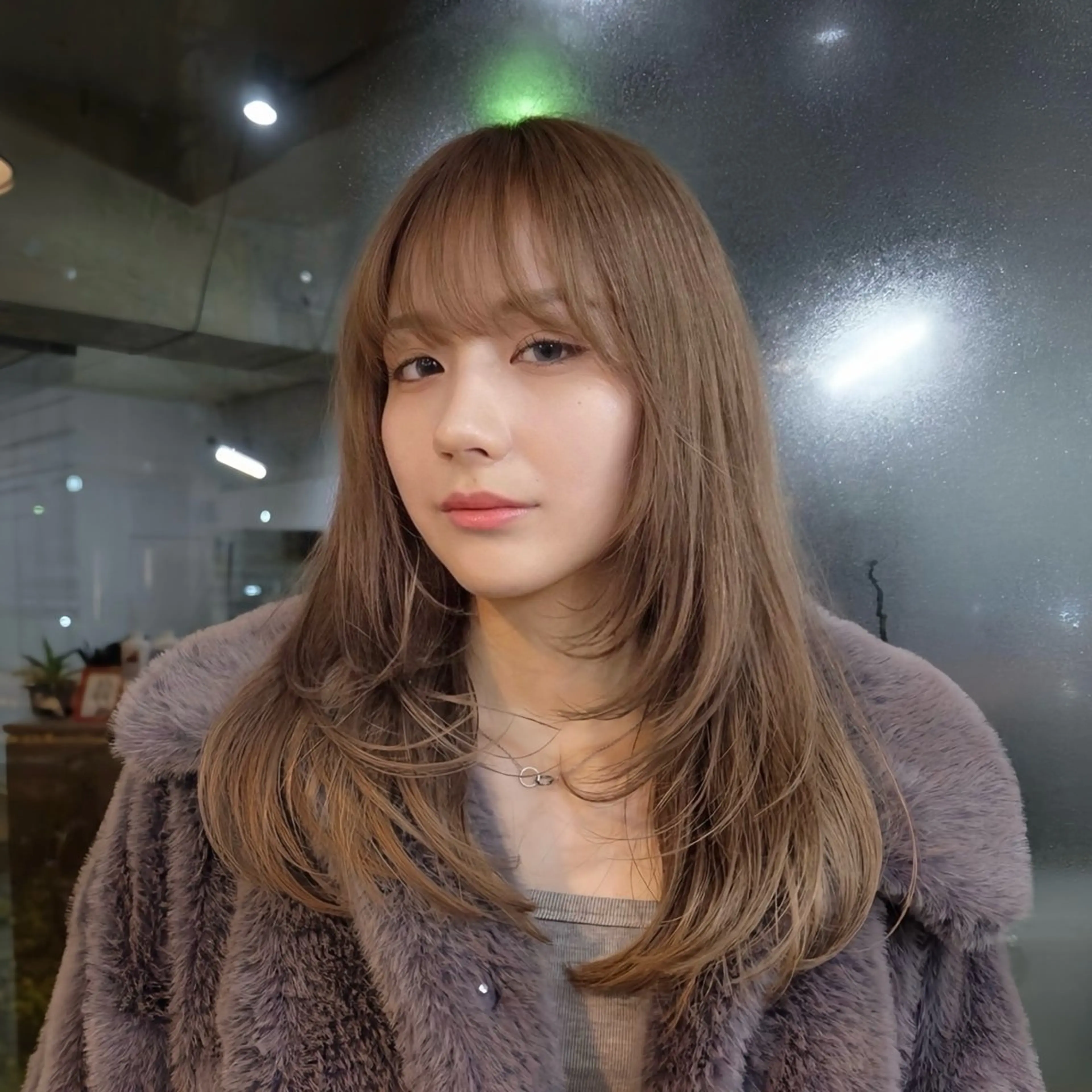 ロング カラー 顔周りカット レイヤーカット 佐藤 しずくのヘアスタイル