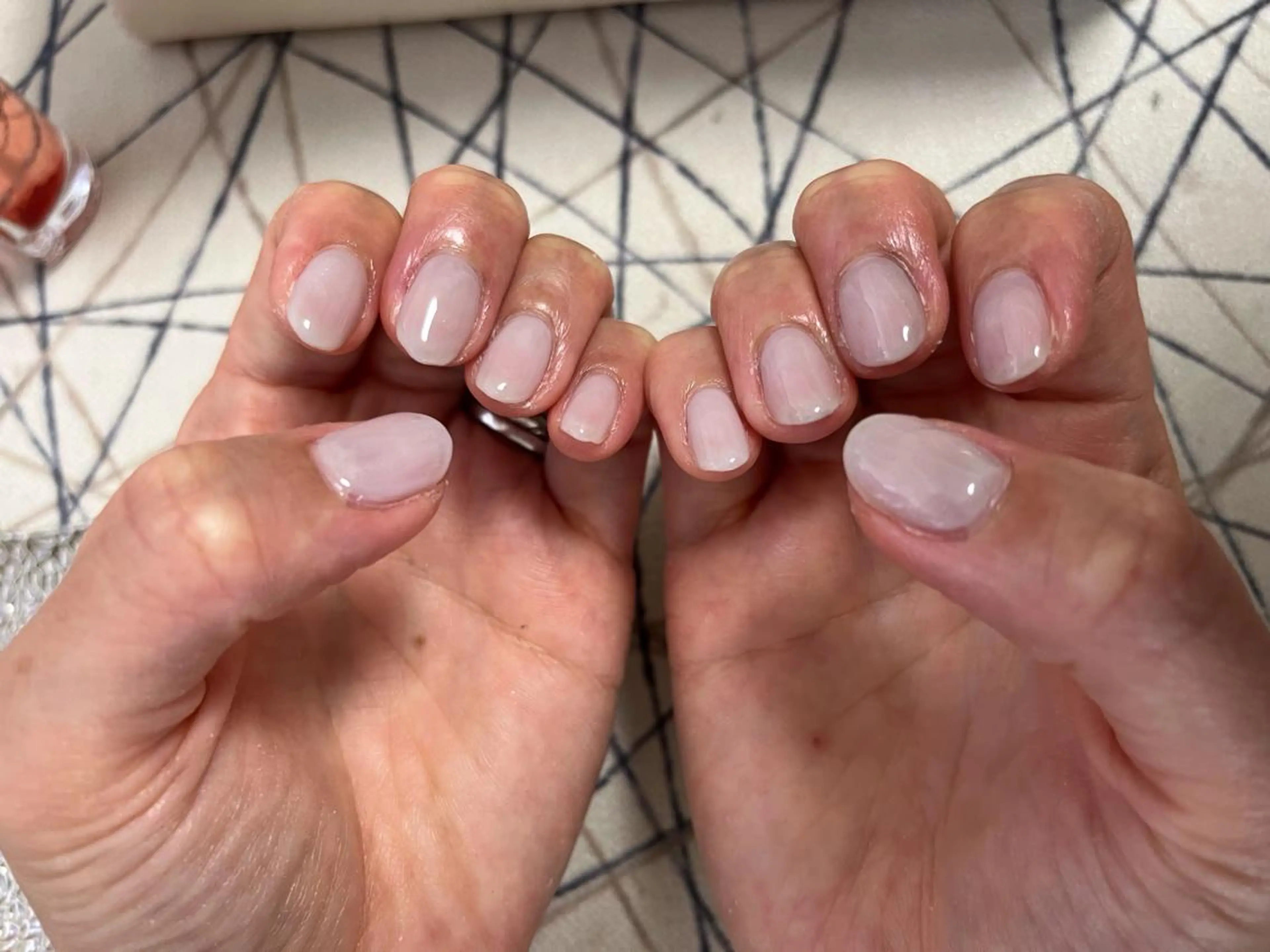ネイル オーロラネイル フラワーネイル フットネイル フレンチネイル ジェルネイル mogunail &blowのネイルデザイン