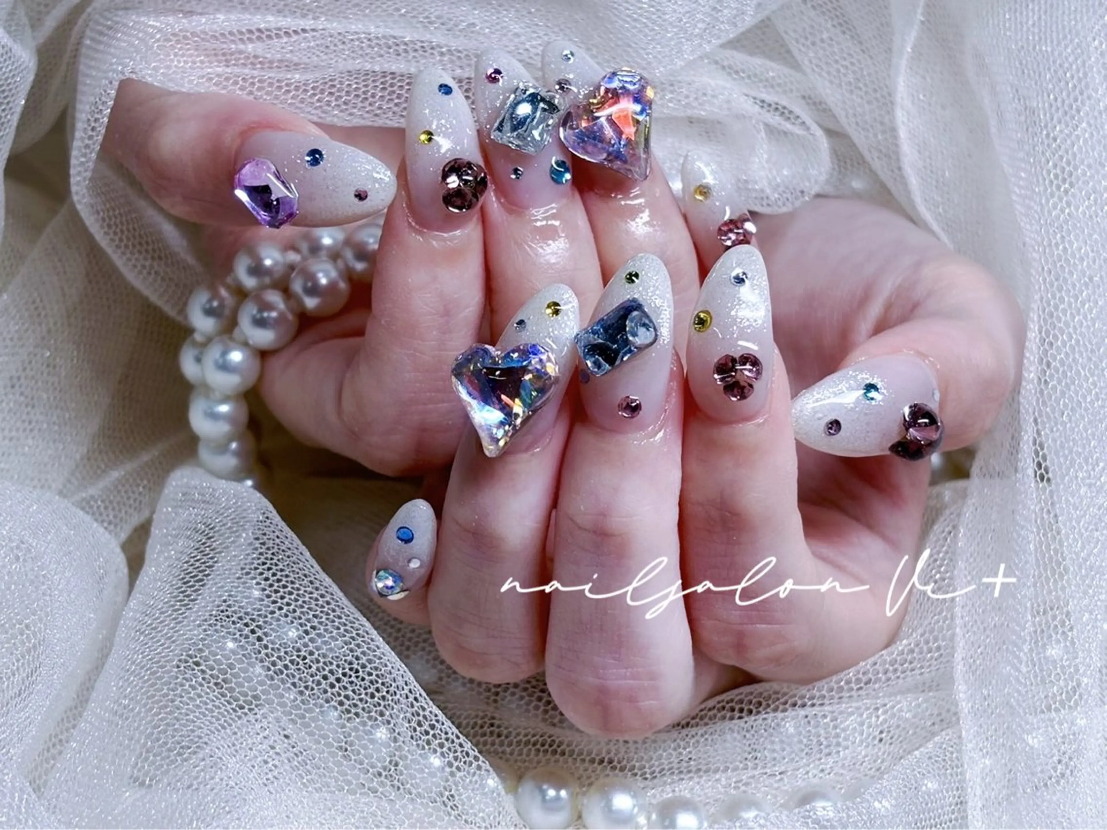 ネイル ハンドネイル ✨Nailsalon Vi+✨のネイルデザイン