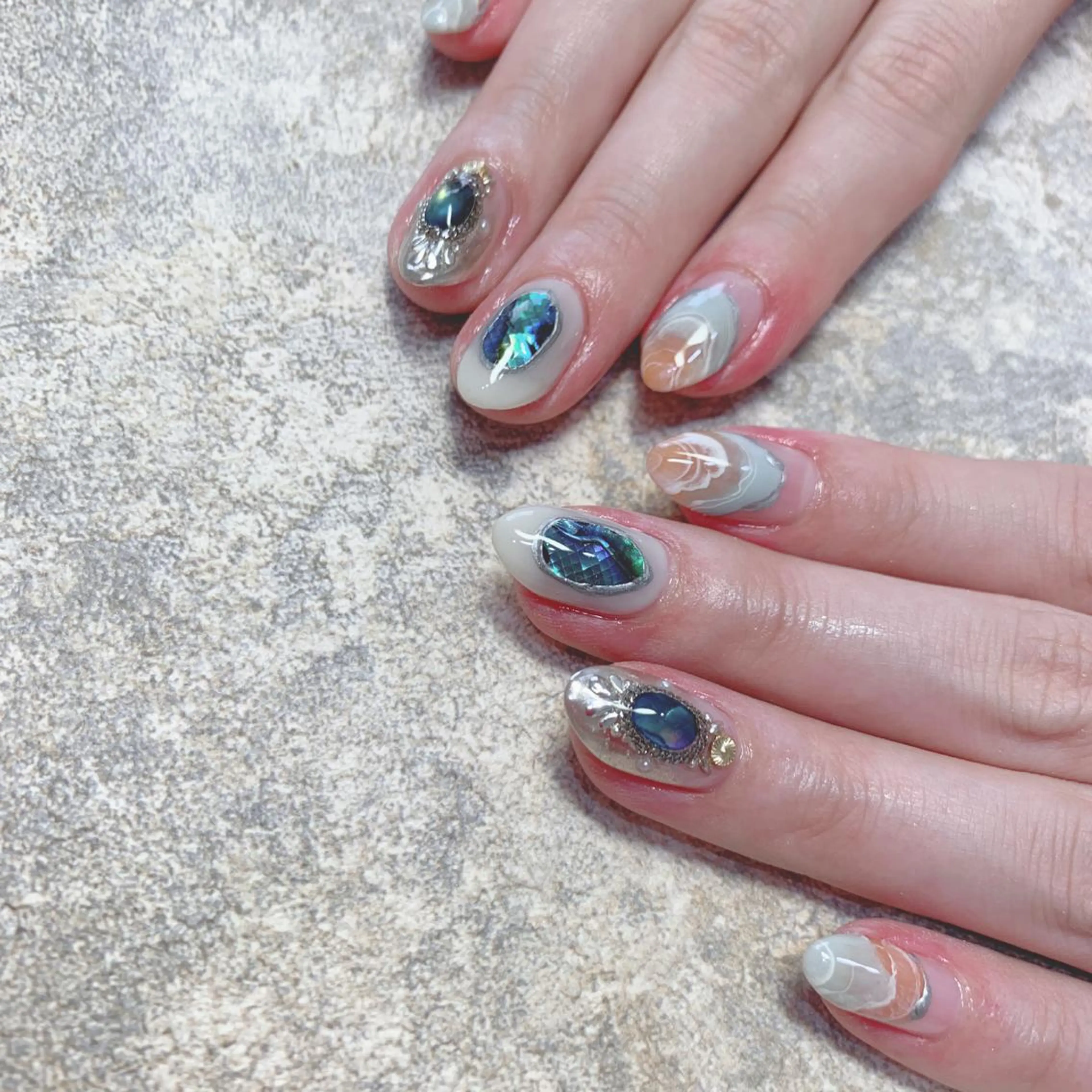 ネイル 春日井ネイルサロン iroのネイルデザイン