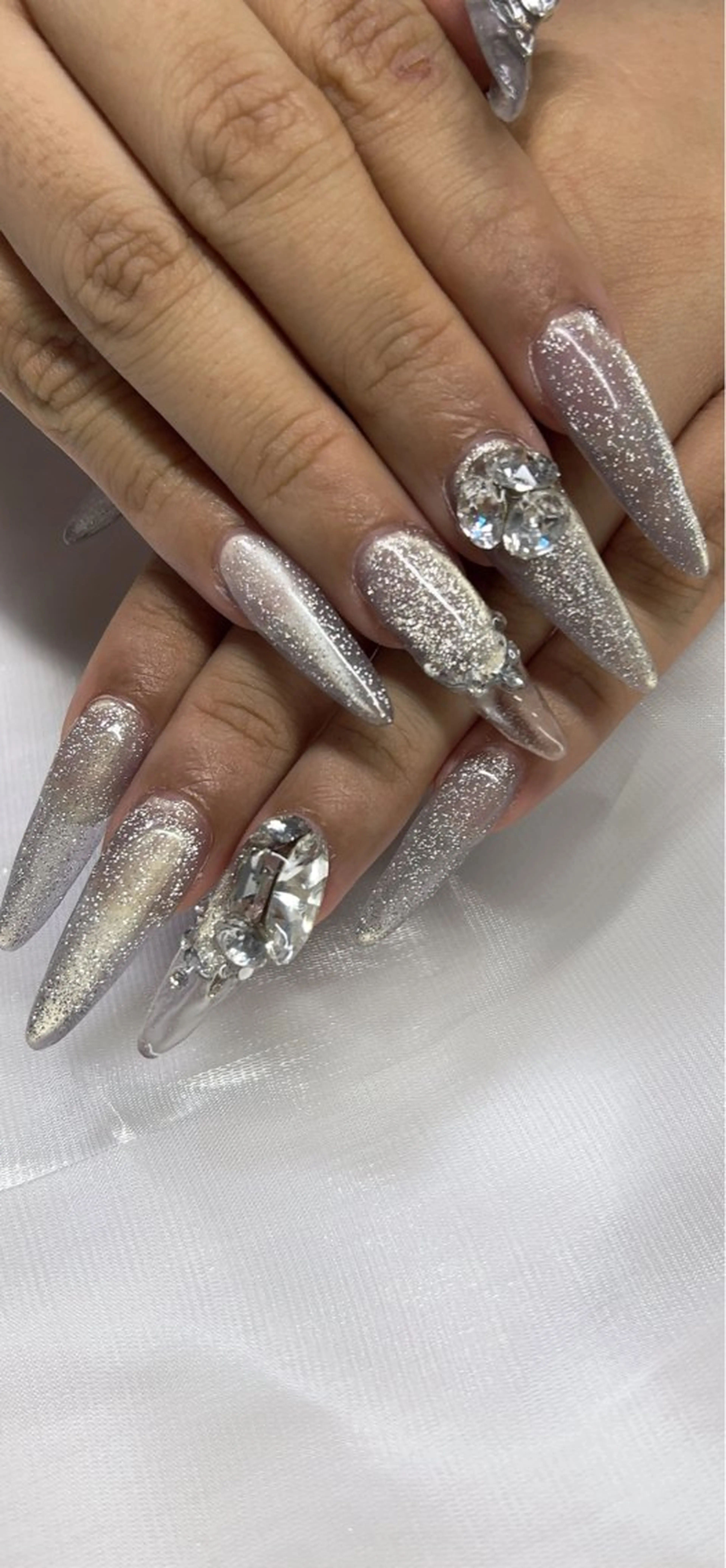 ネイル ロングネイル ハンドネイル nail l_yukiのネイルデザイン