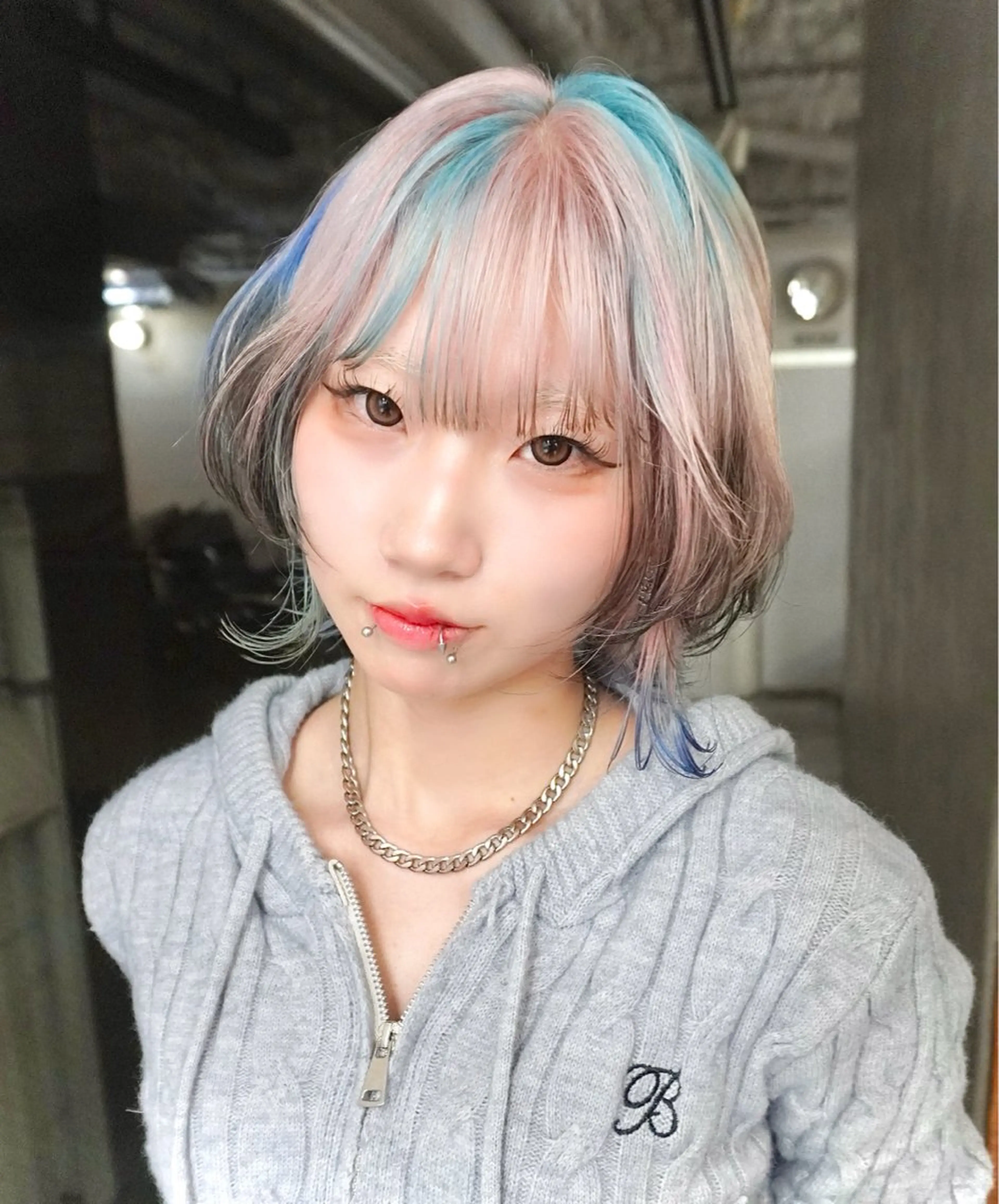 ショート カラー ヘアカラー ハイトーンカラー/ hinata🪽のヘアスタイル
