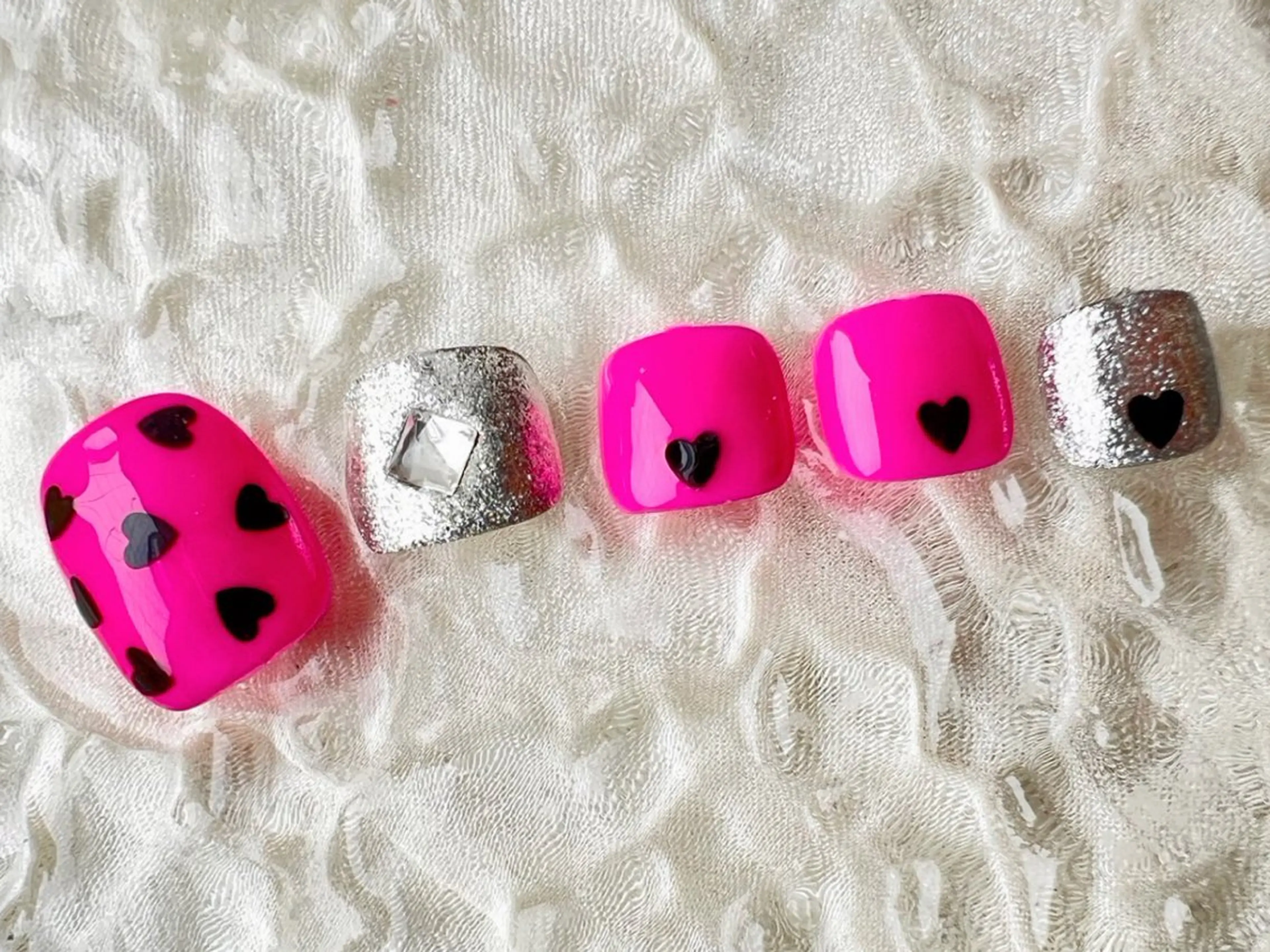 ネイル フットネイル マジック ミラーのネイルデザイン