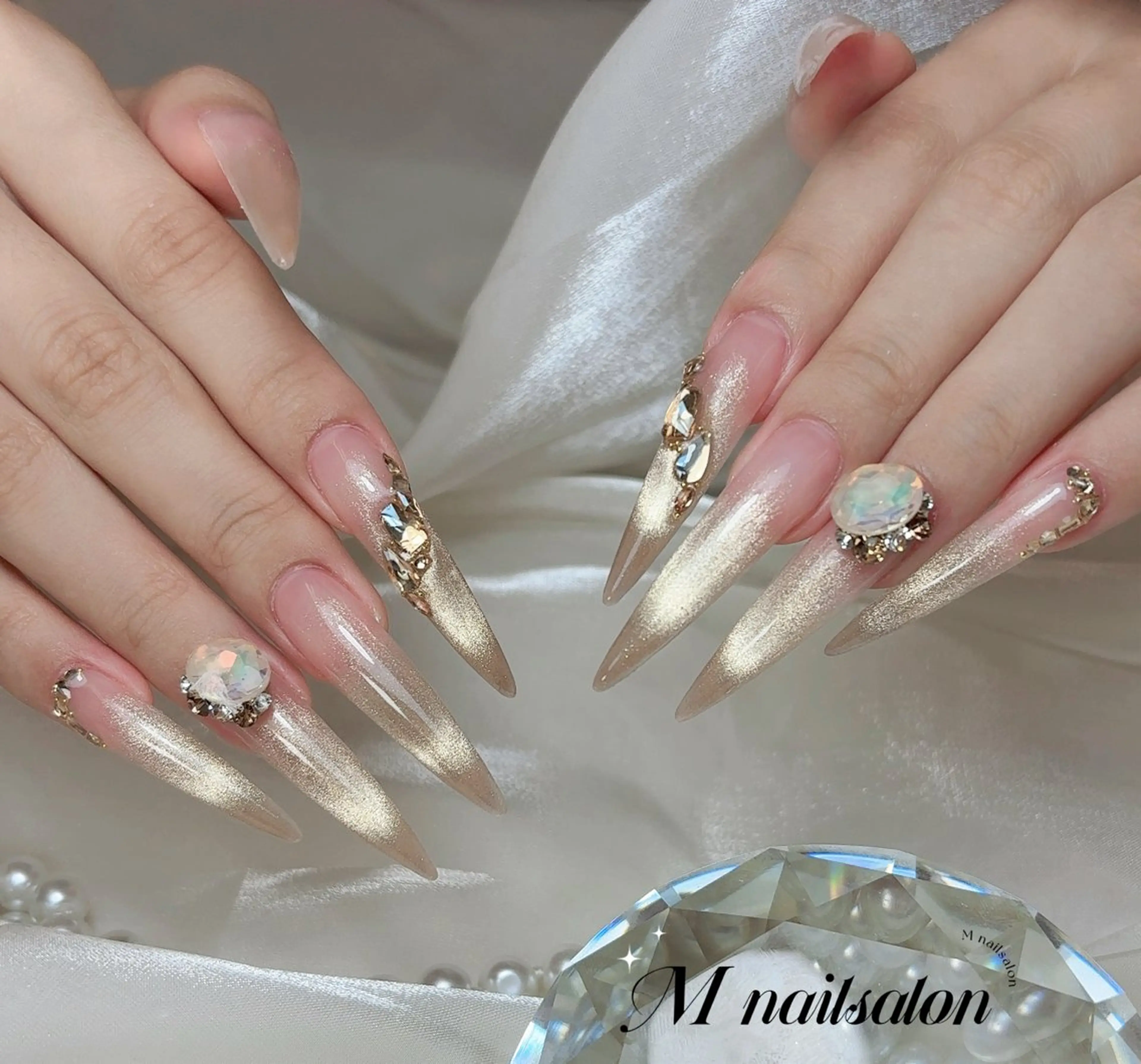 ネイル ハンドネイル M🌷nail 長さだし専門店のネイルデザイン