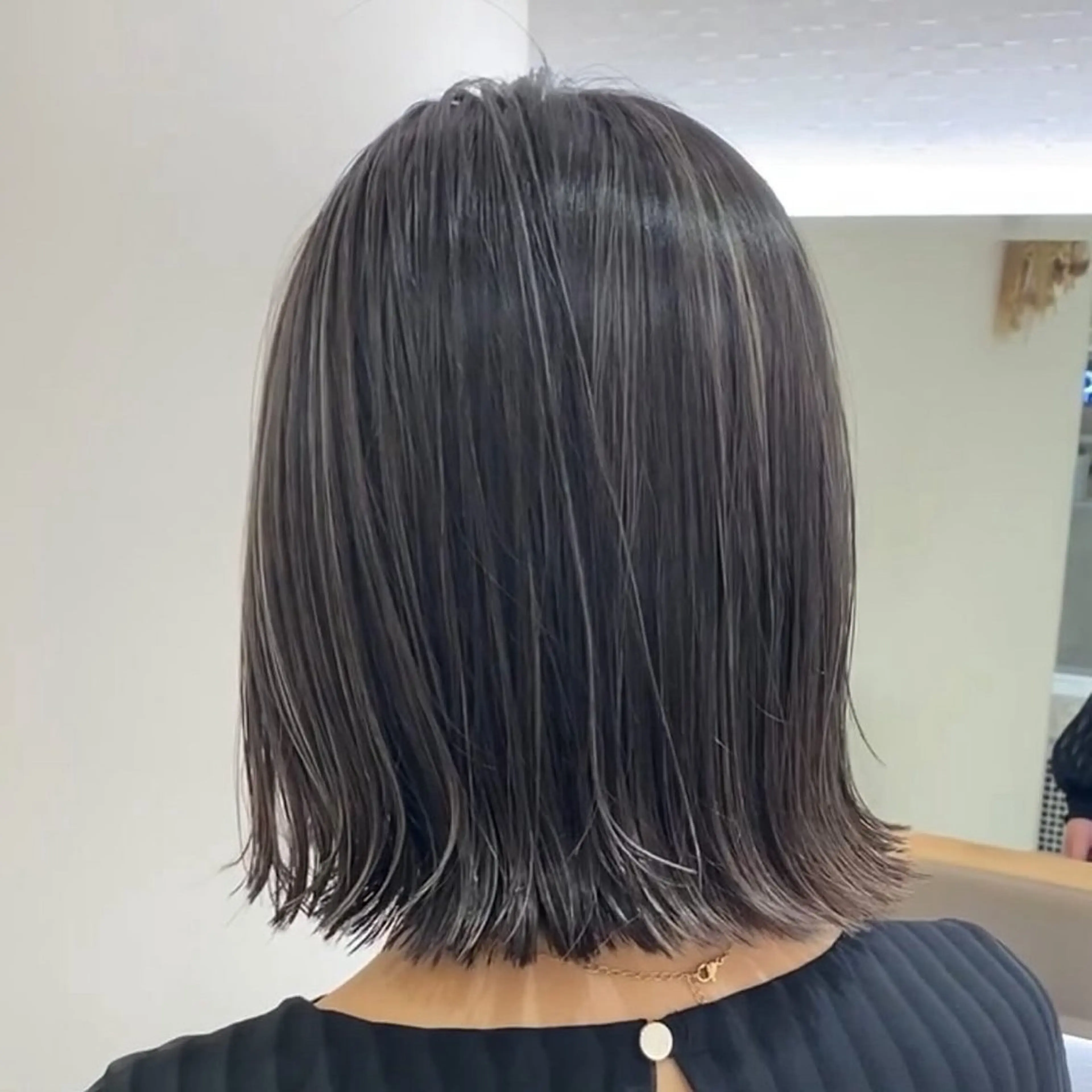 【▫️伸ばしていきたい方▫️】前髪カット+ハイライト+カラー+Aujuaトリートメントの写真