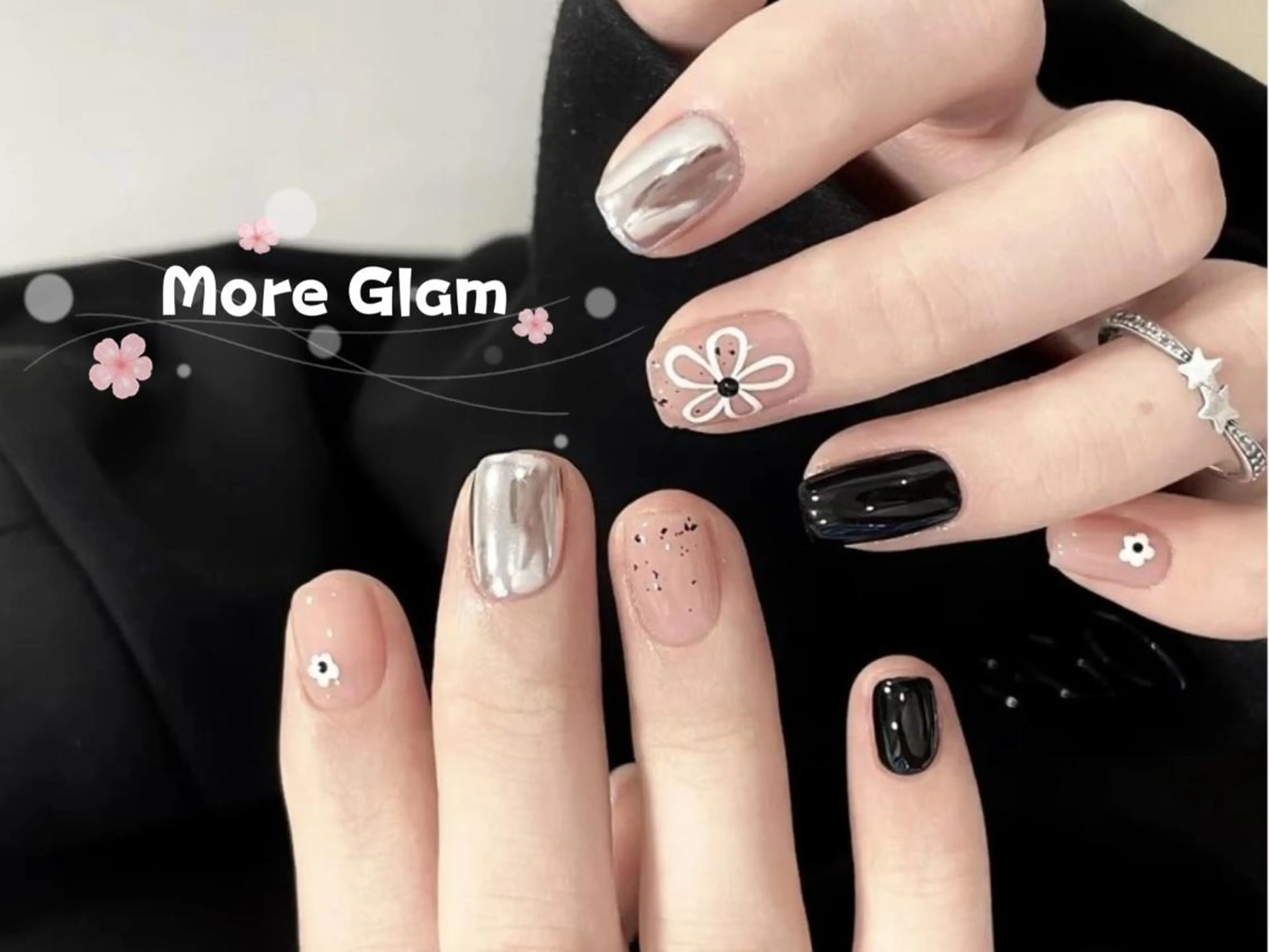 ネイル MoreGlam ネイルのネイルデザイン