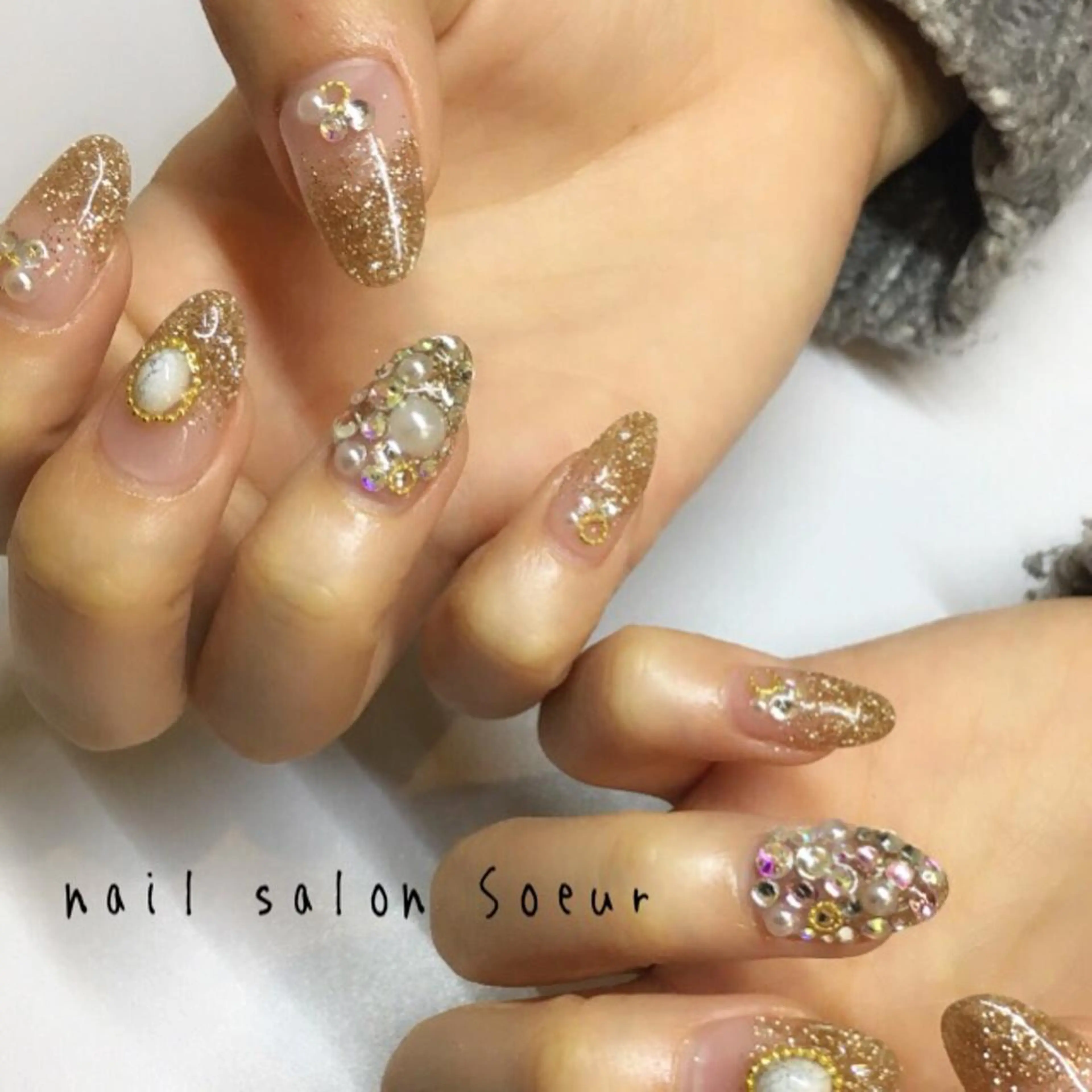 ネイル ブラウン ゴールド ラメ(グリッター) ラメグラデーション スカルプネイル ハンドネイル nail salon Soeurのネイルデザイン