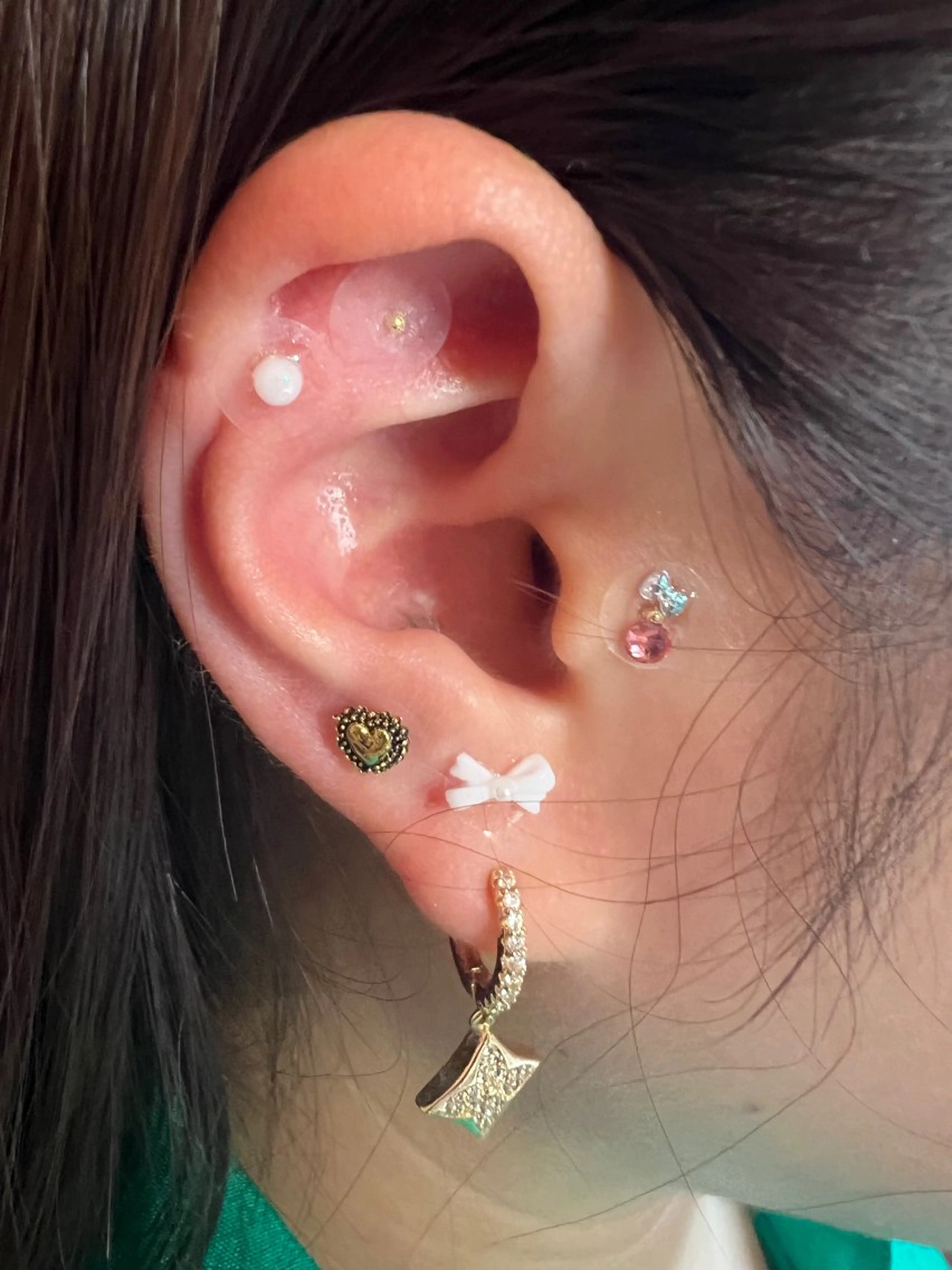 ネイル その他 キャンアイドレッシー六本木店所属・MIKA／耳ツボ ／マグネットネイルのネイルデザイン