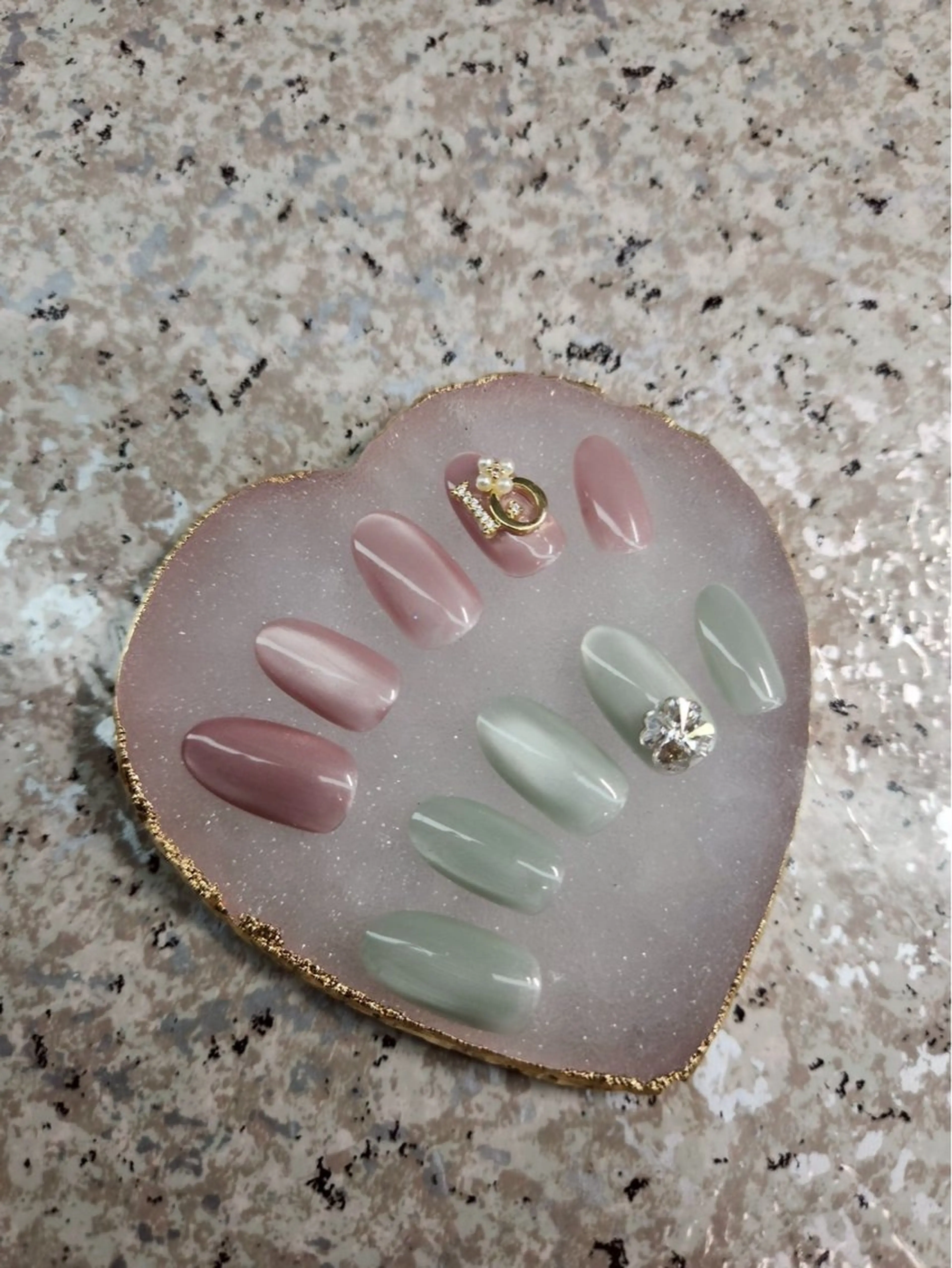 ネイル NailSalon✨ Écrinエクランのネイルデザイン