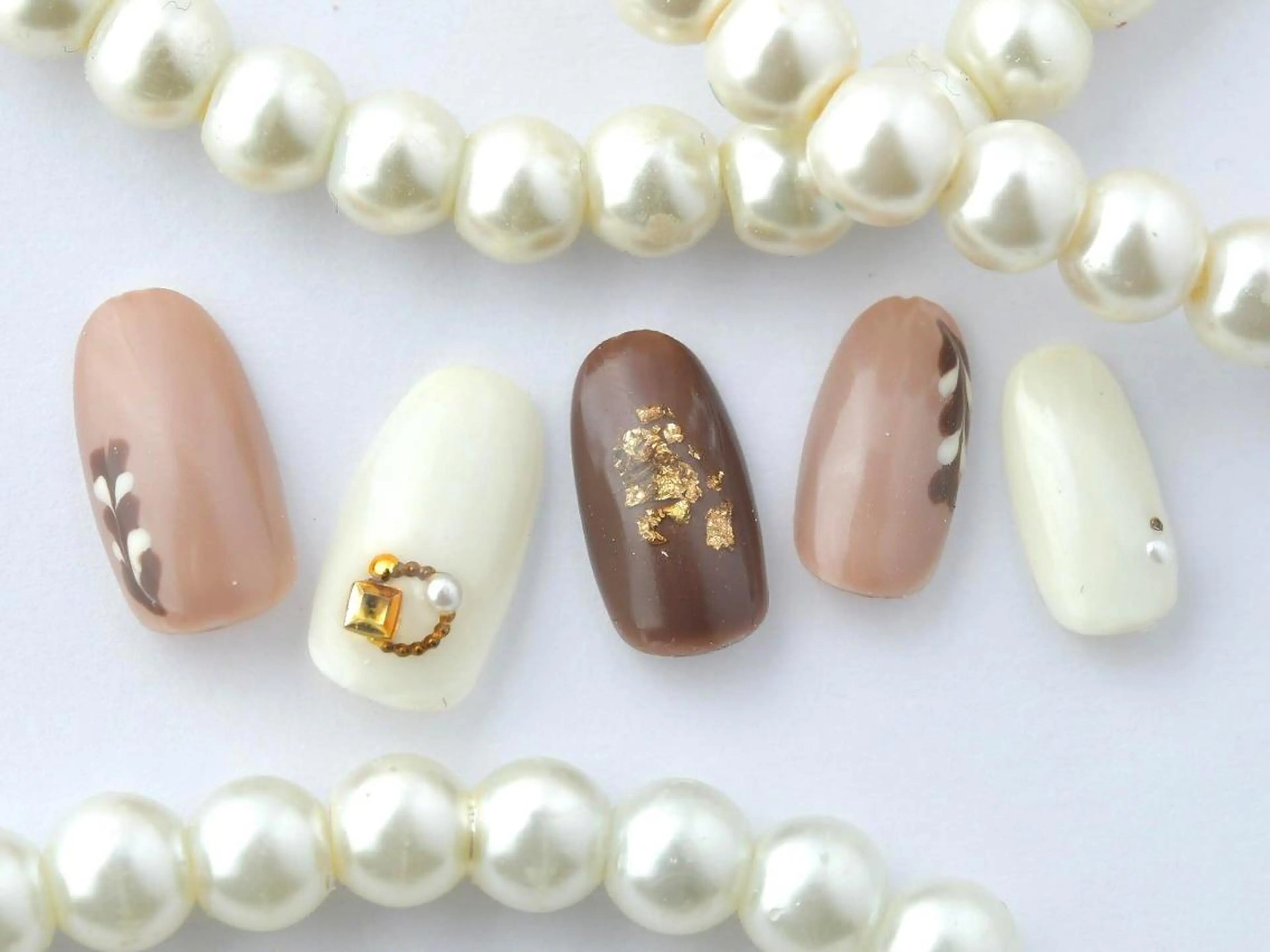 ネイル tiarynail K K🐼のネイルデザイン