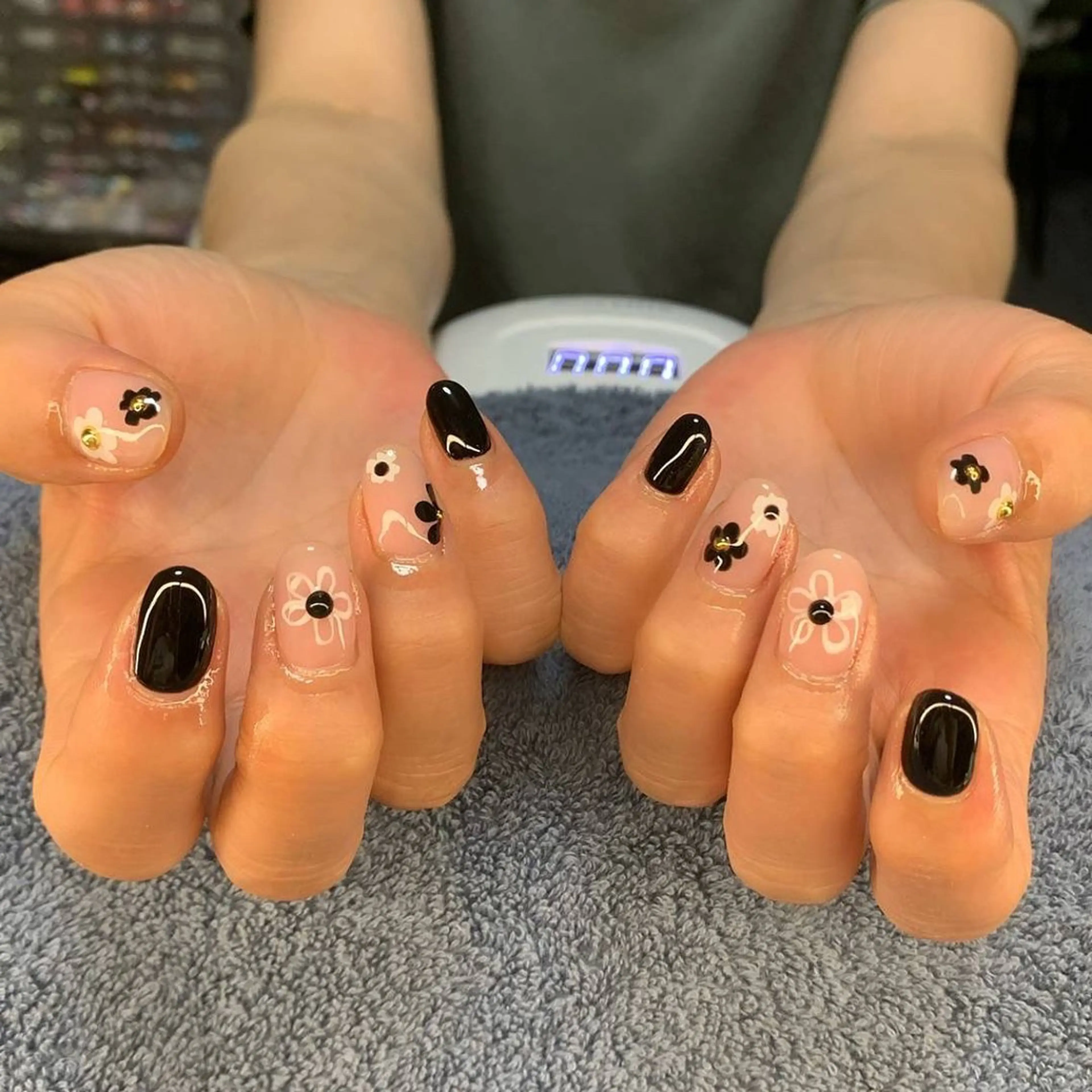 ネイル ハンドネイル フットネイル MHR nailのネイルデザイン