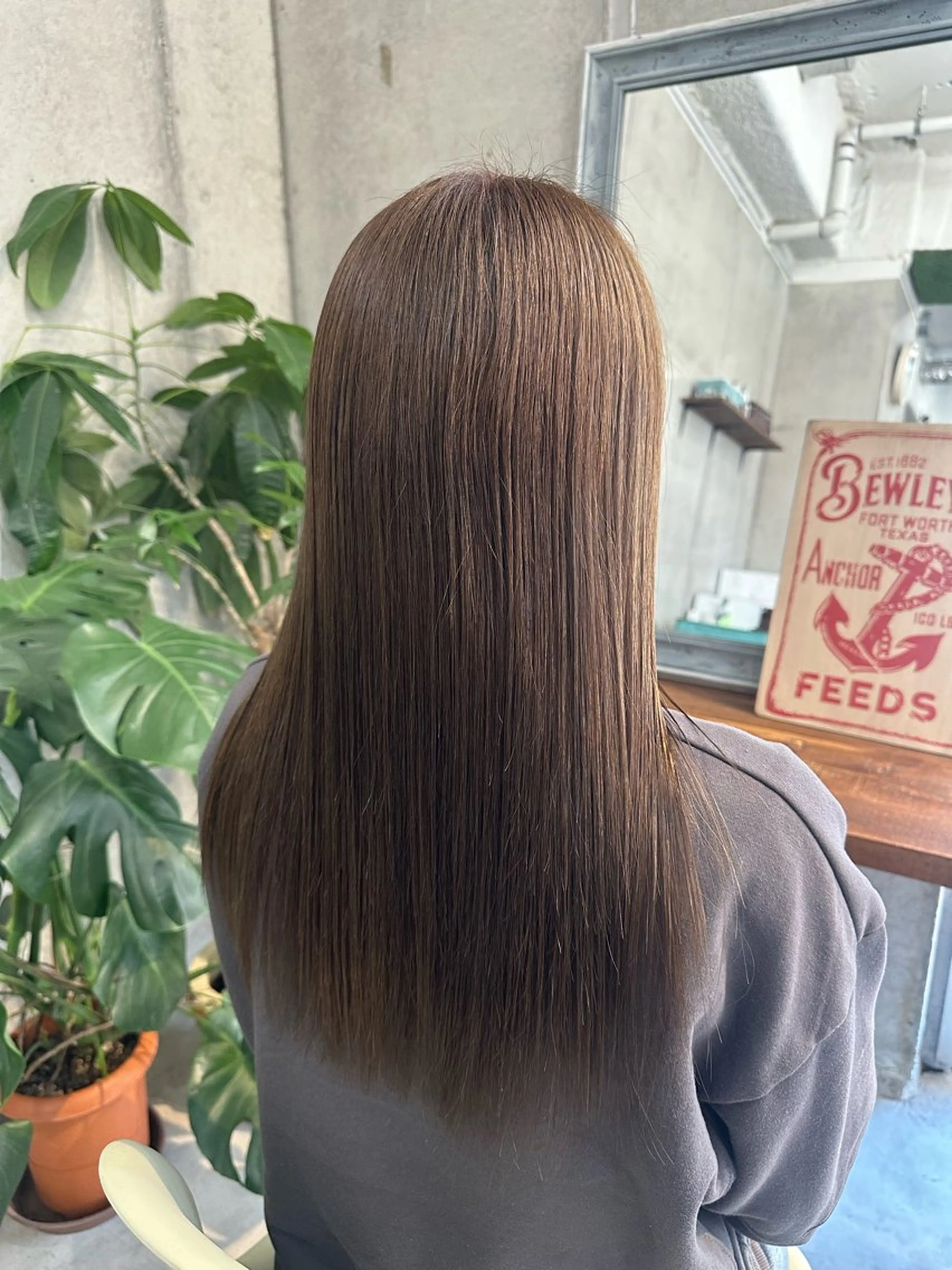 ロング ヘアカラー 田本 雛のヘアスタイル