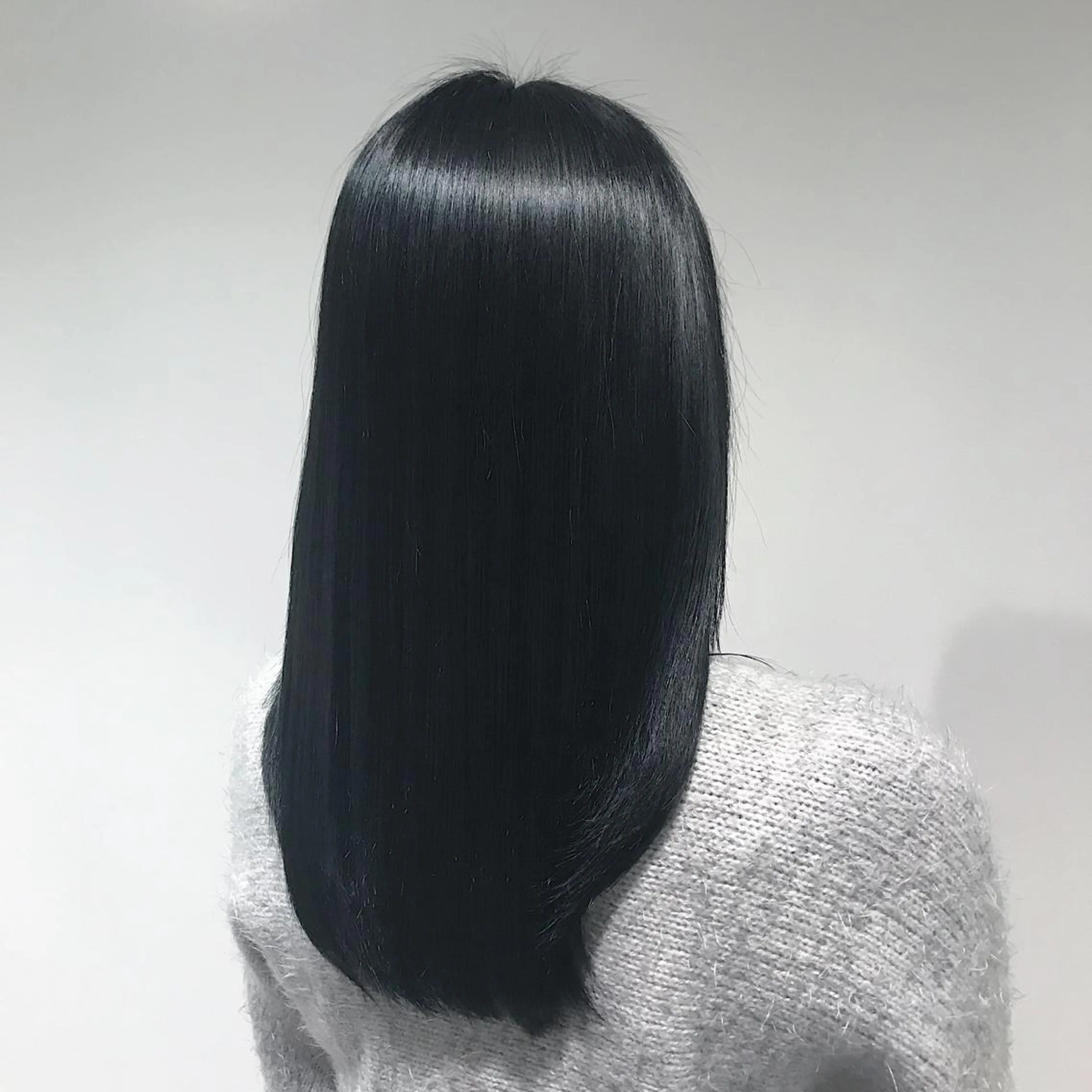 セミロング カラー ヘアアレンジ Zina渋谷エリア マネージャShionのヘアスタイル