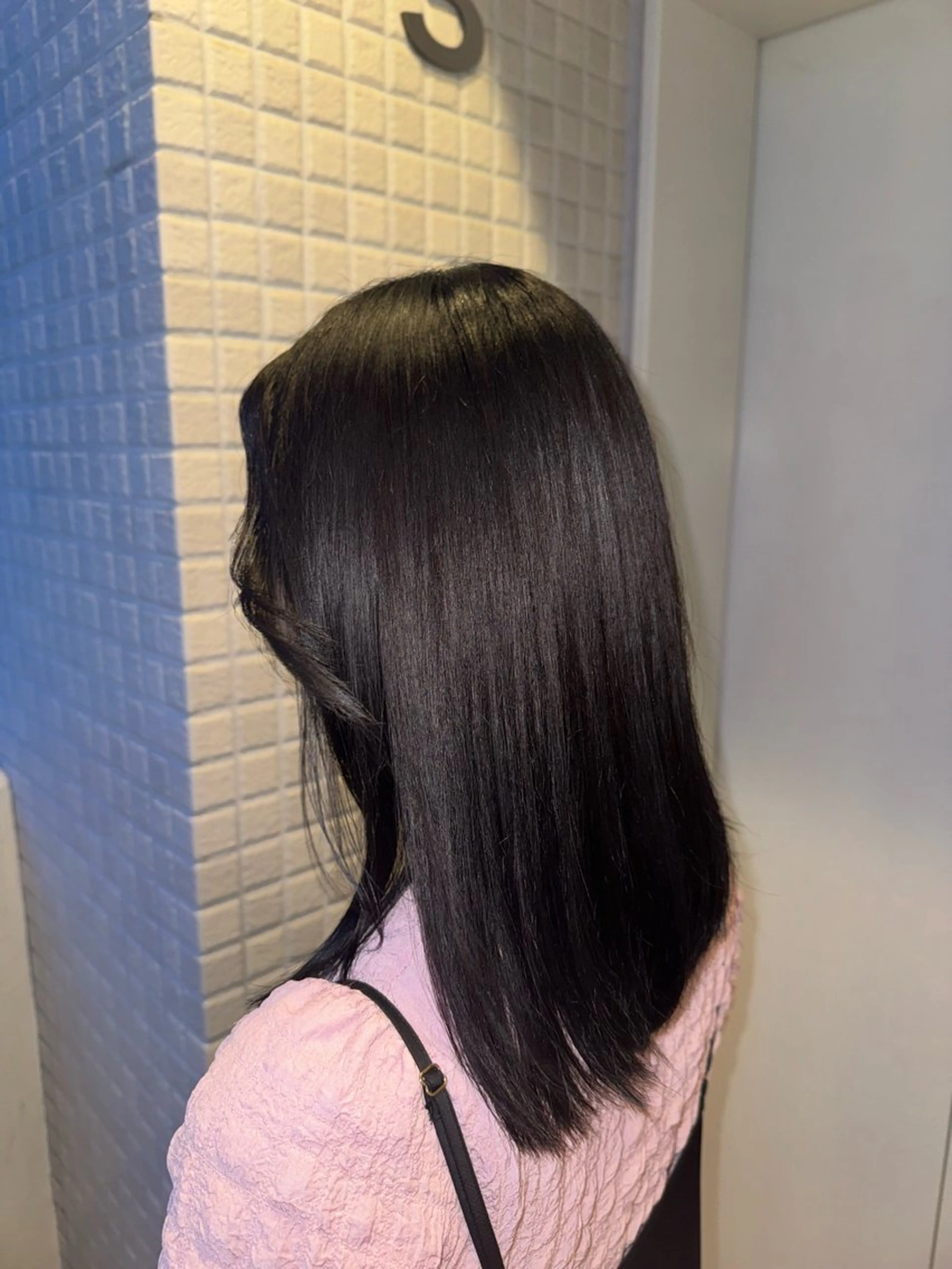 セミロング カラー 美髪縮毛矯正/暖色 カラー/エクステのヘアスタイル