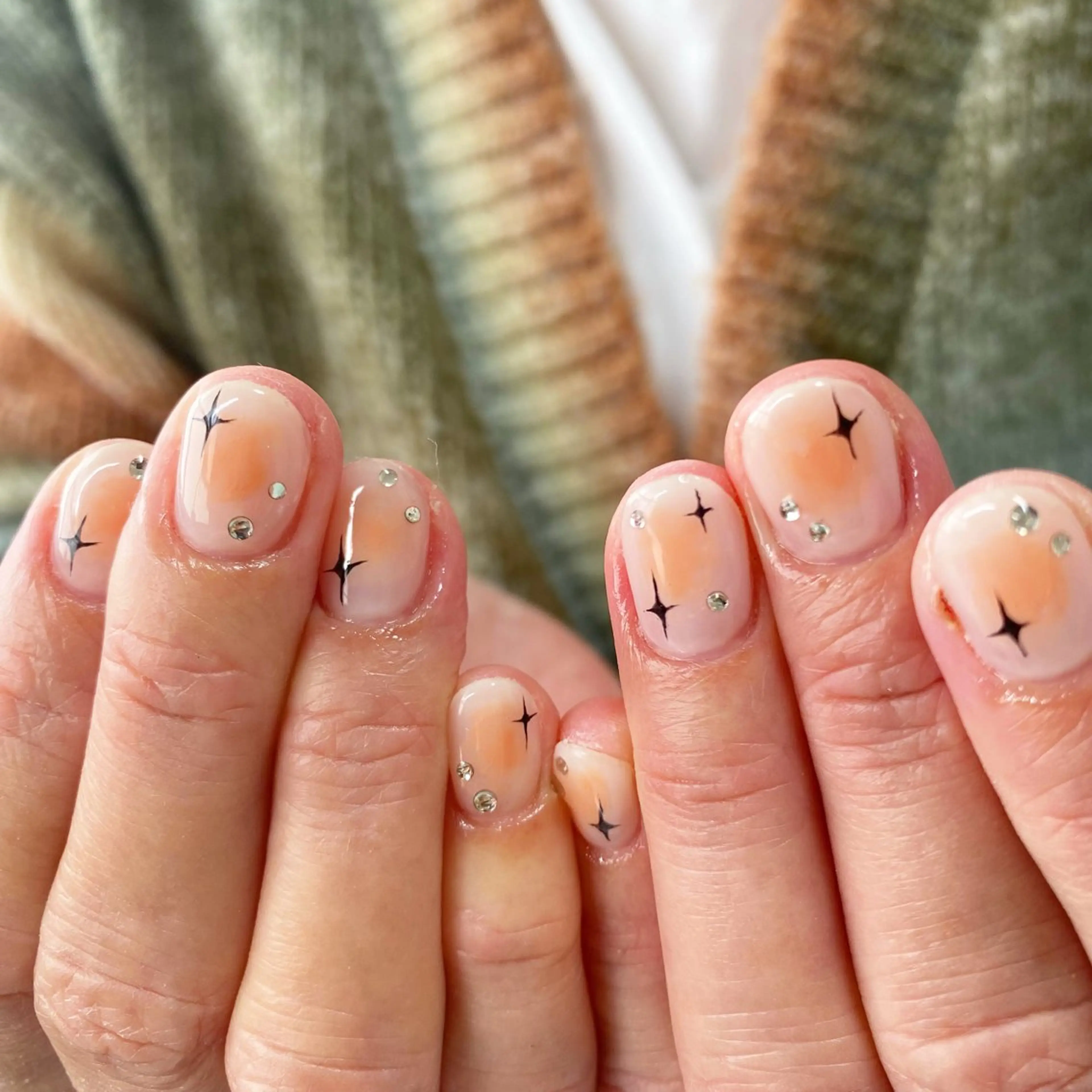 ネイル Laki nailのネイルデザイン