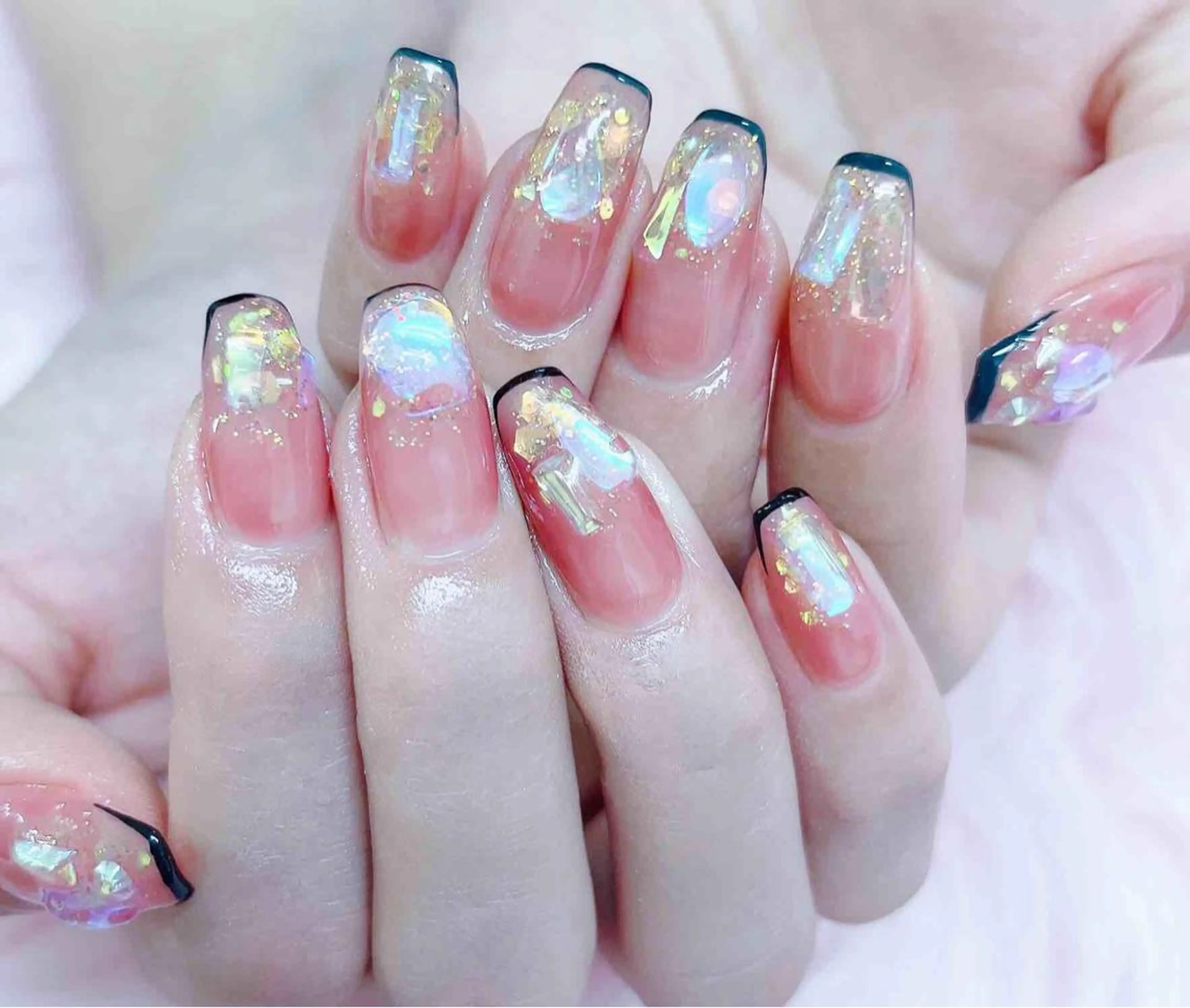 ネイル ハンドネイル MoonNail ユリ🌸のネイルデザイン