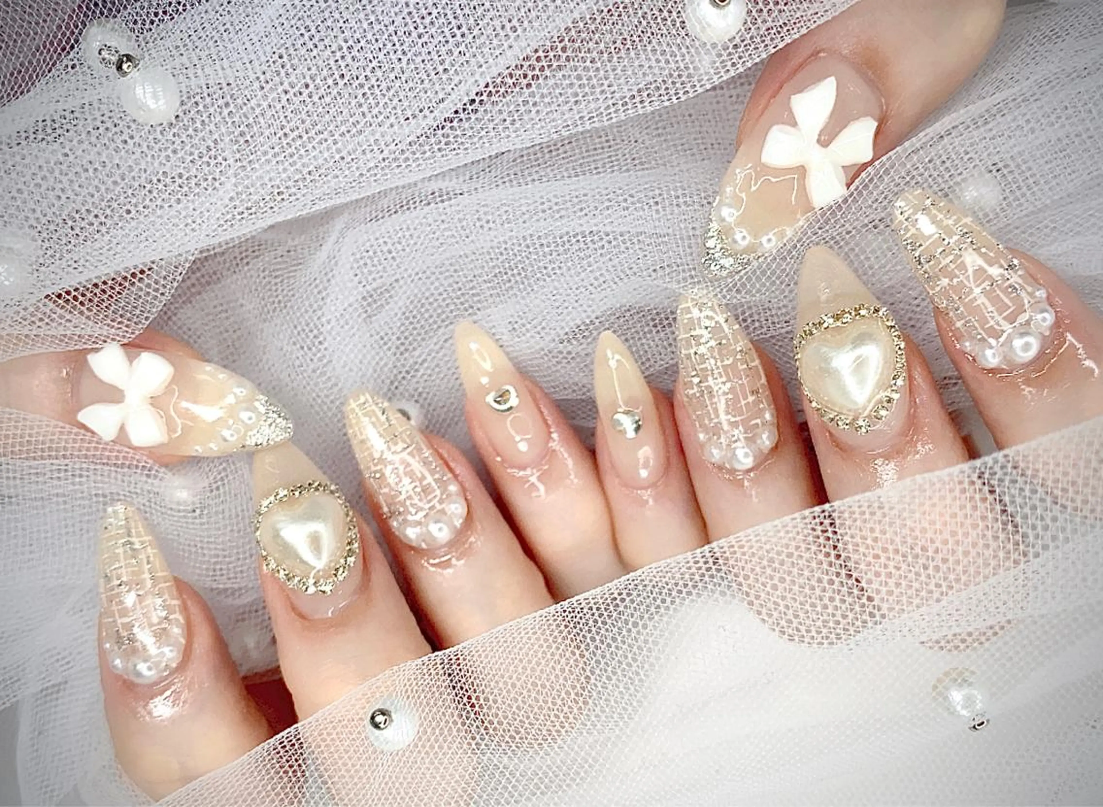 ネイル I-nailロング /ワンホン/キラキラのネイルデザイン