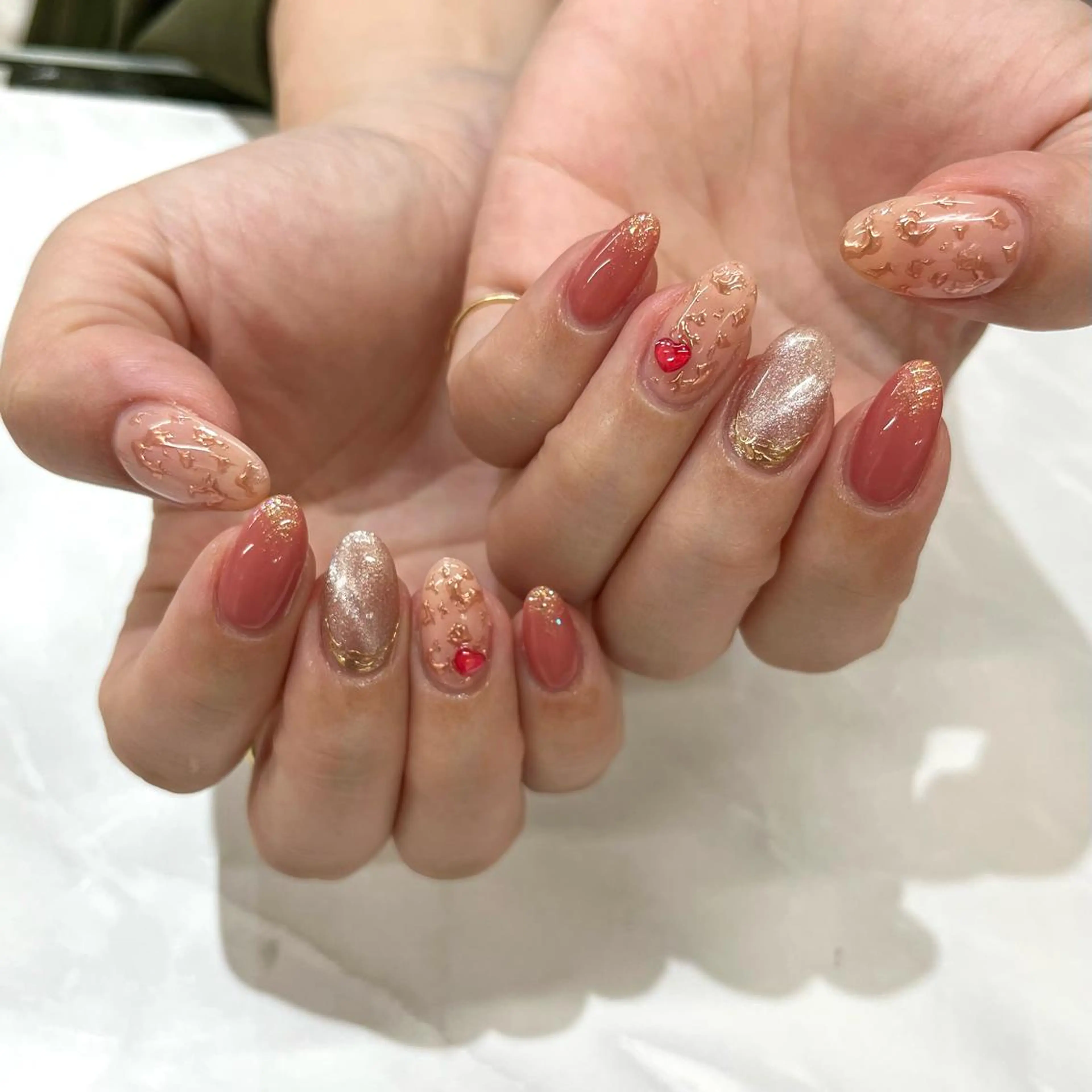 ネイル KODA308 Saoriのネイルデザイン