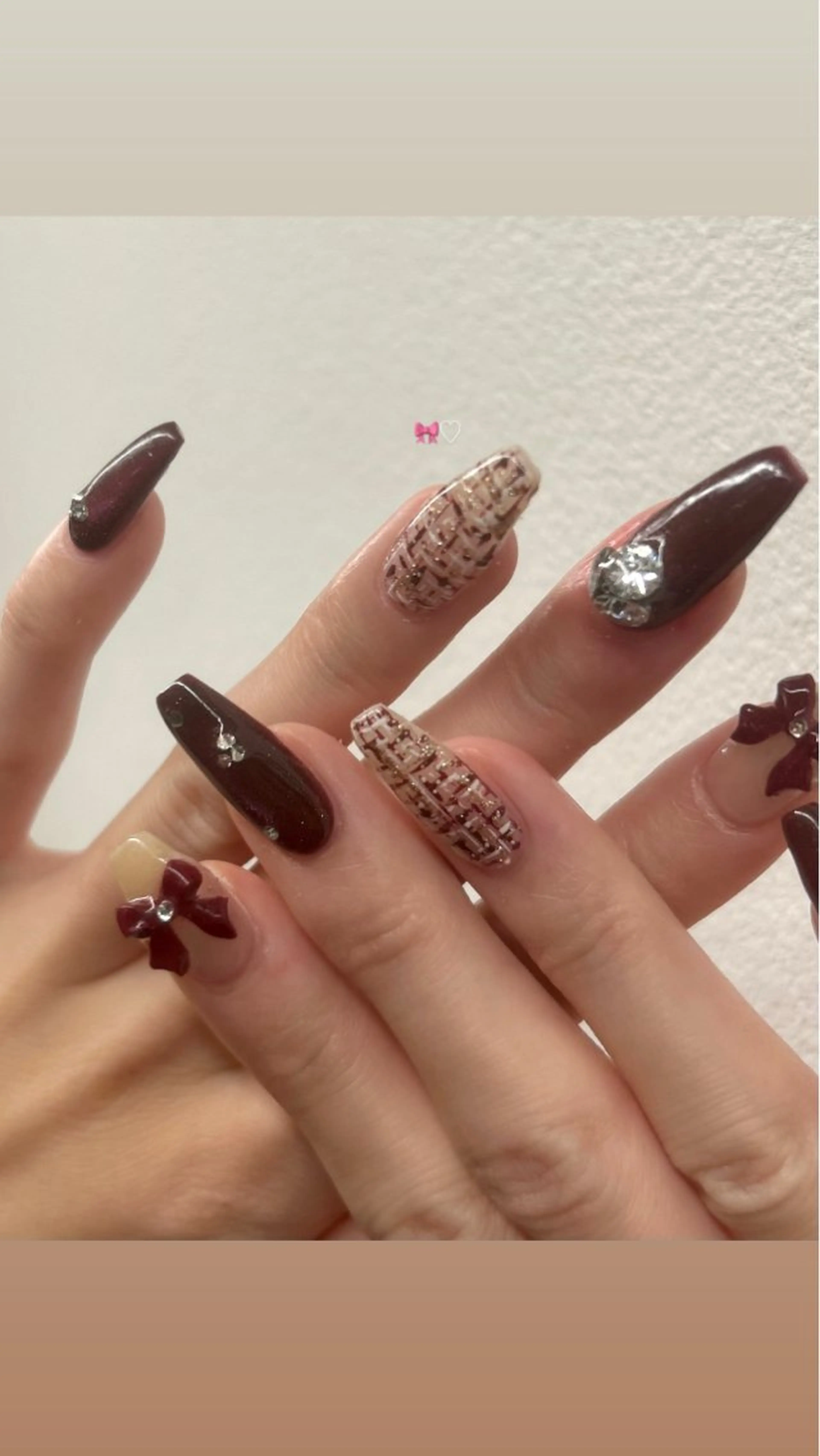 ネイル ハンドネイル EmaNail🎀 Haaruのネイルデザイン