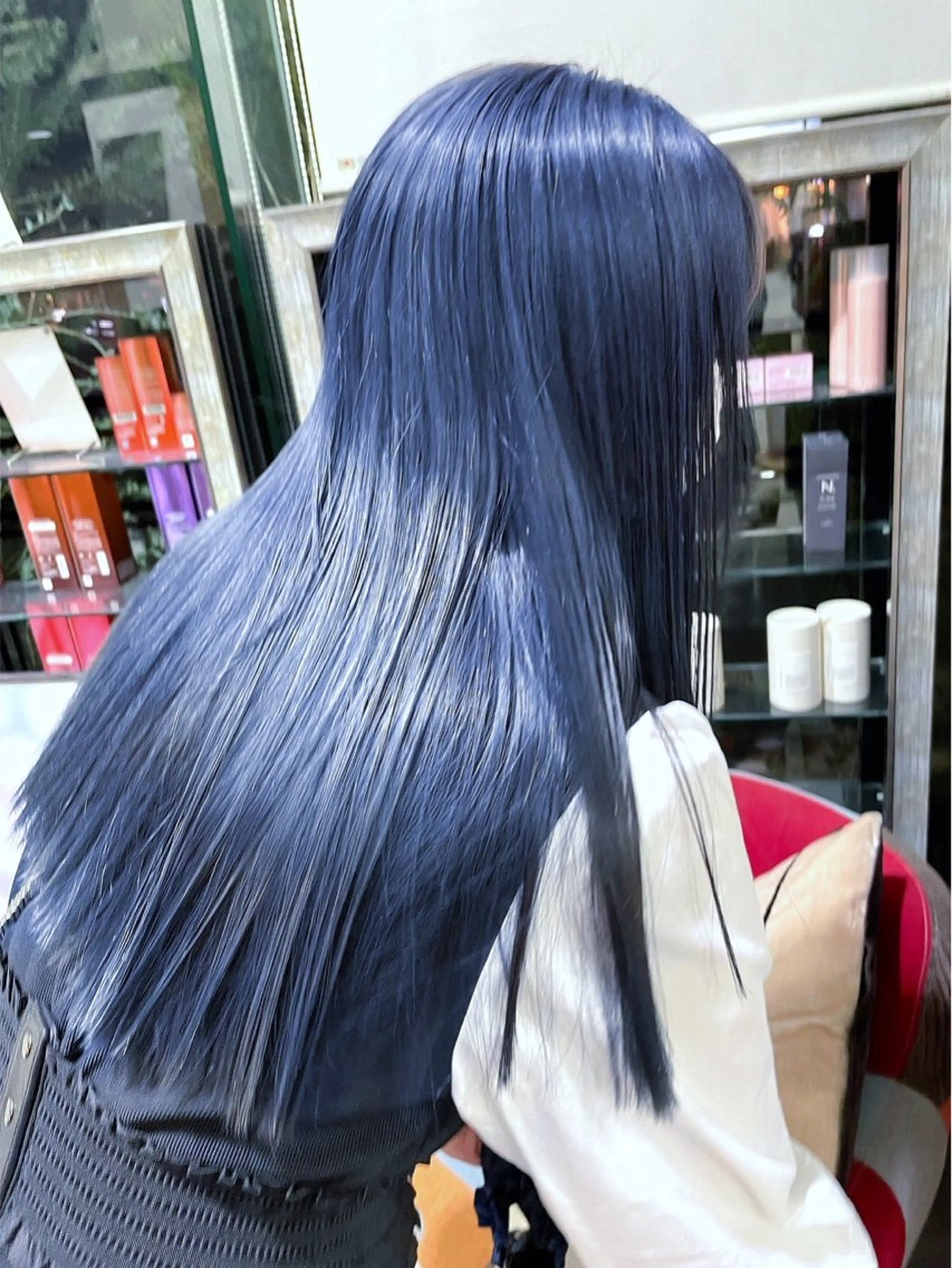 【オススメ💡】🪩W color + ライトトリートメント🪩ダメージを軽減してうる艶ハイトーンに✨✨の写真