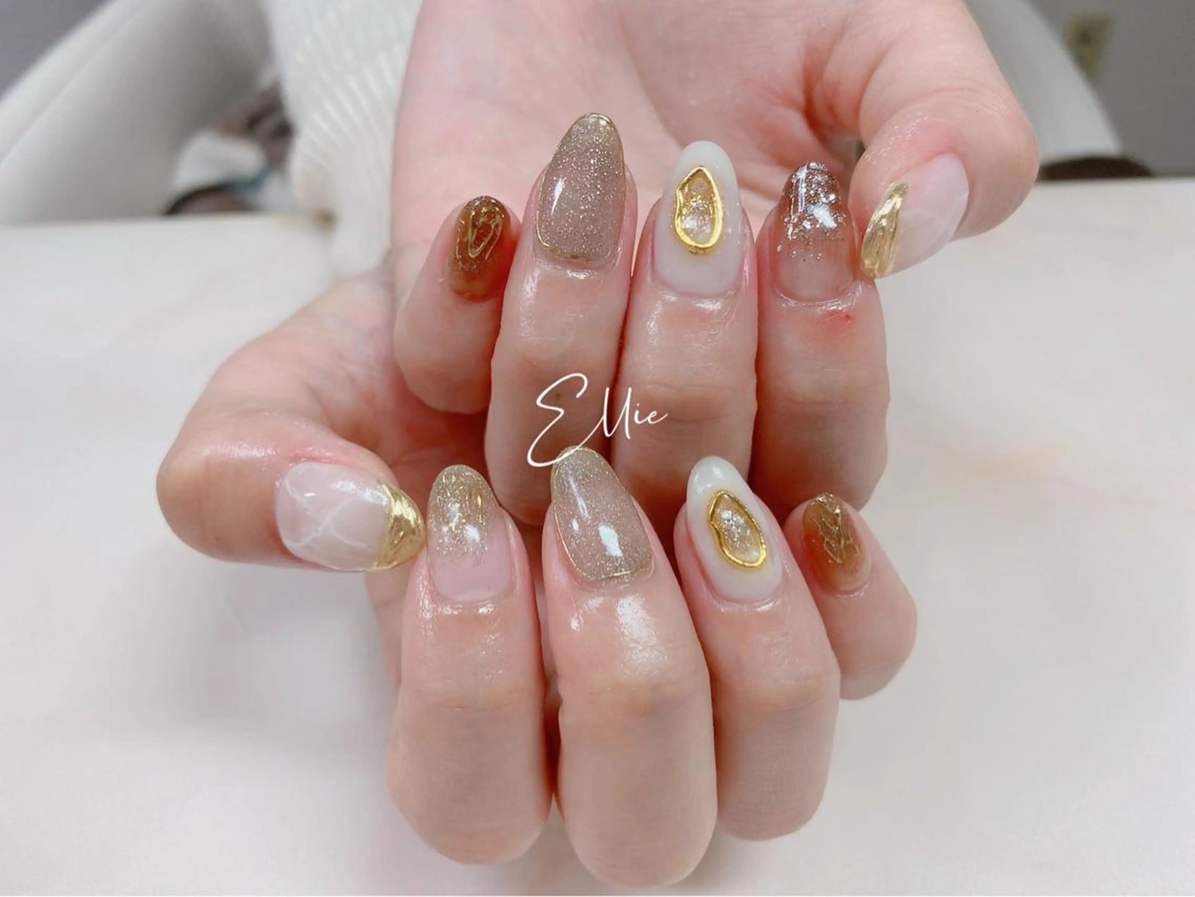 ネイル ハンドネイル ハンドケア 閨匠ビューティサロン 新橋店♡Ellieのネイルデザイン