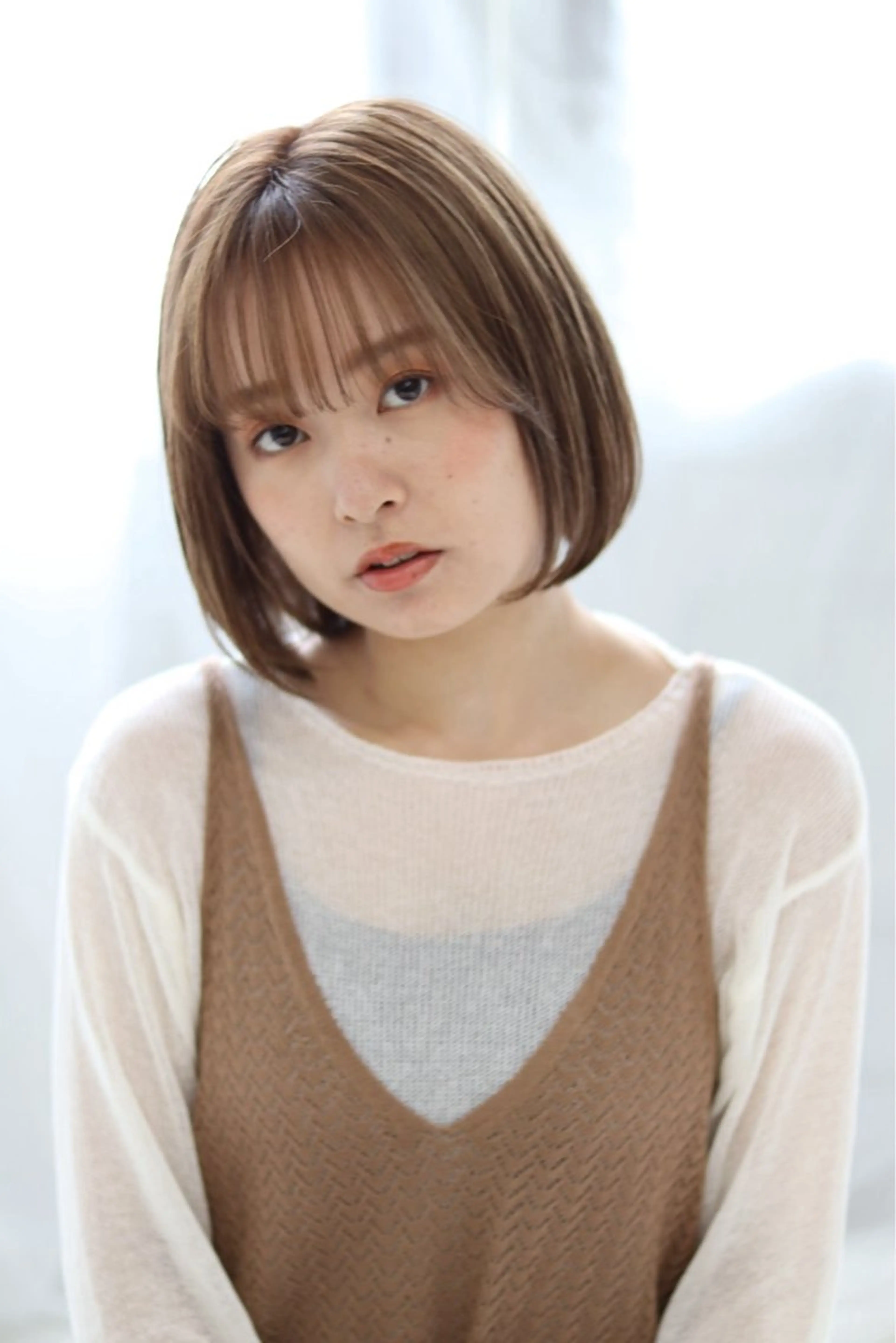 ミディアム 朝海 咲希のヘアスタイル