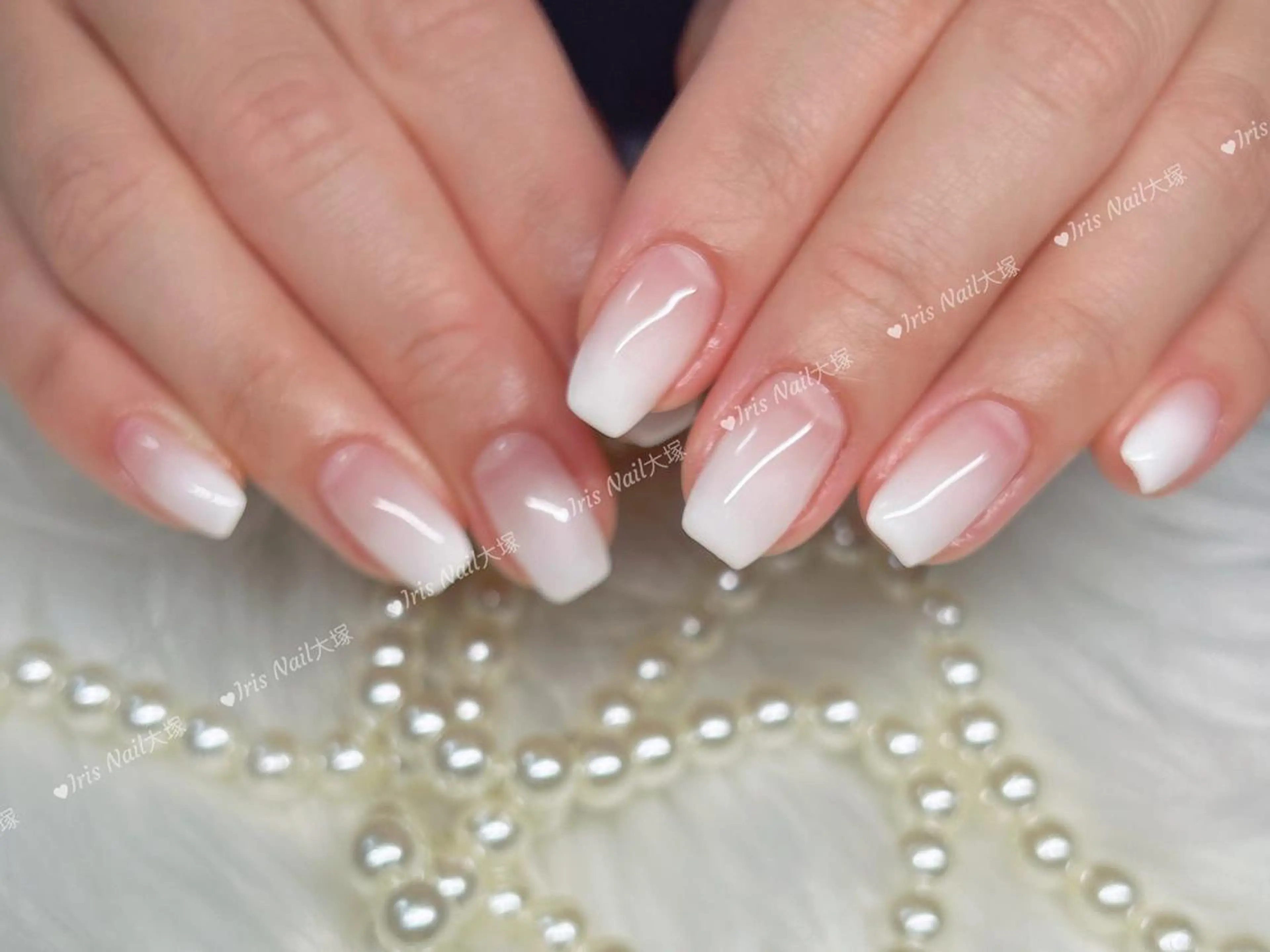 ネイル グラデーション オフィスネイル ハンドネイル ハンドケア 🍒IRIS Nail🌸のネイルデザイン