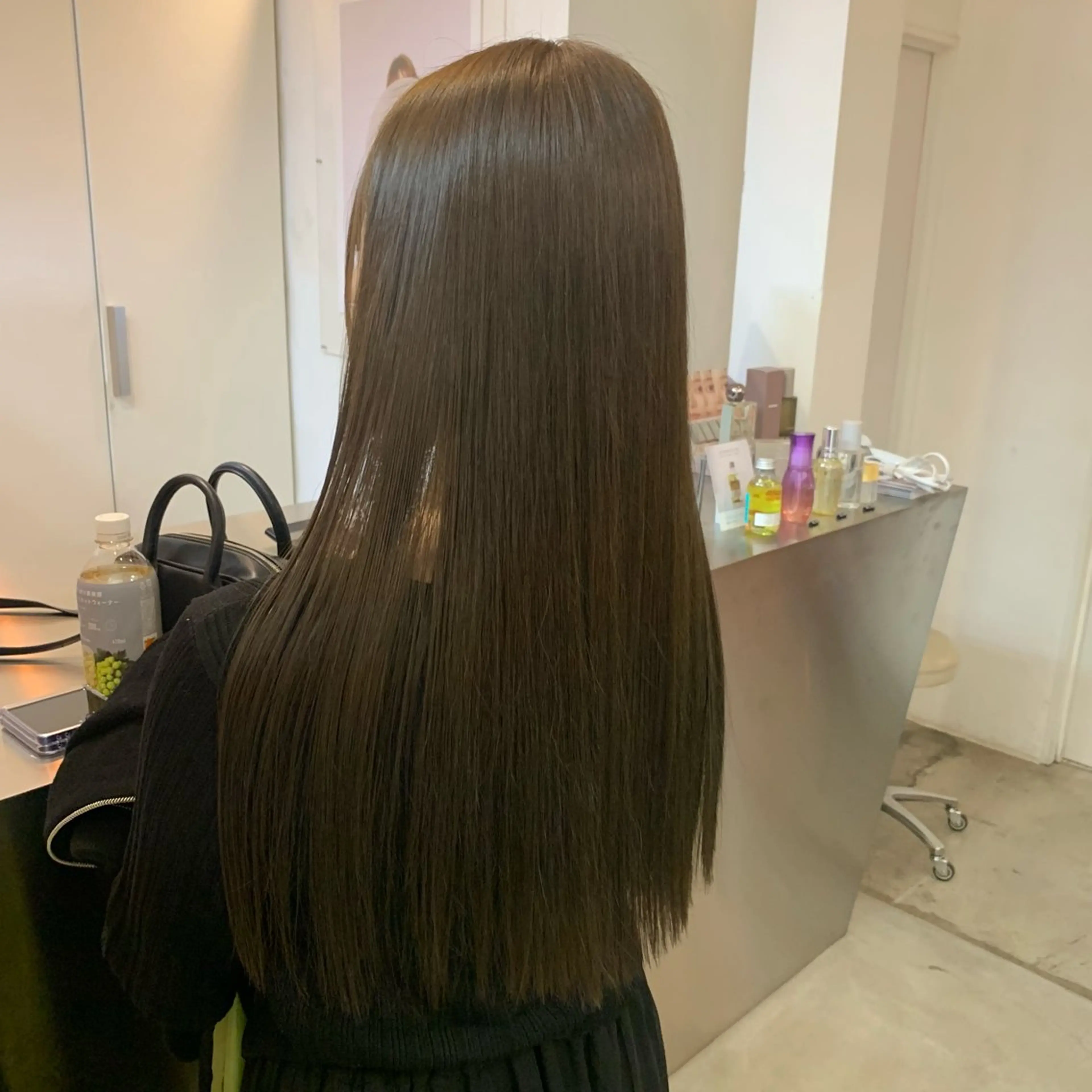 ロング カラー ブリーチ ブラウンカラー ブリーチなしカラー オリーブブラウン MARIKA 透明感 / 透け感ヘア🪄のヘアスタイル