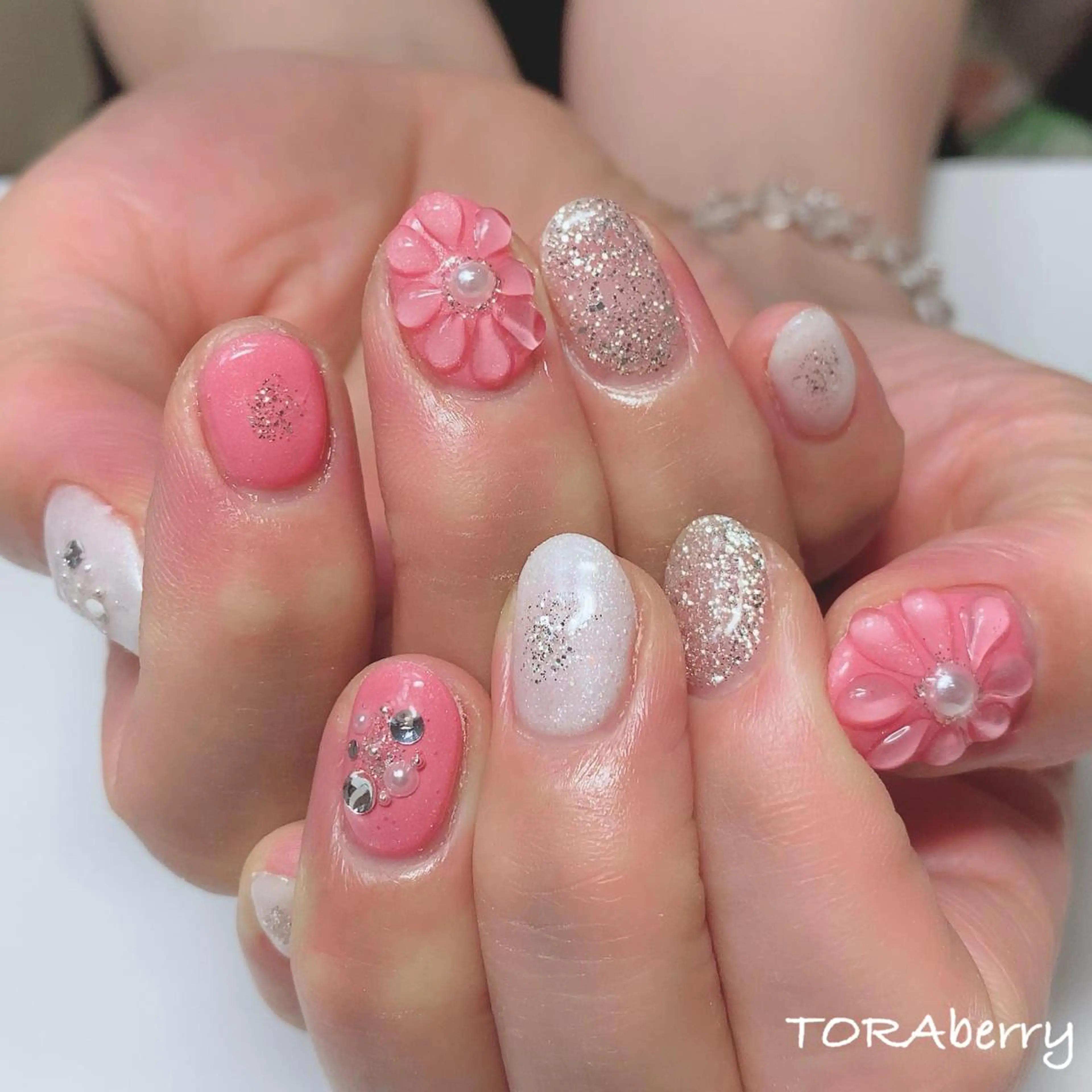 ネイル ハンドネイル ネイリスト なつみのネイルデザイン