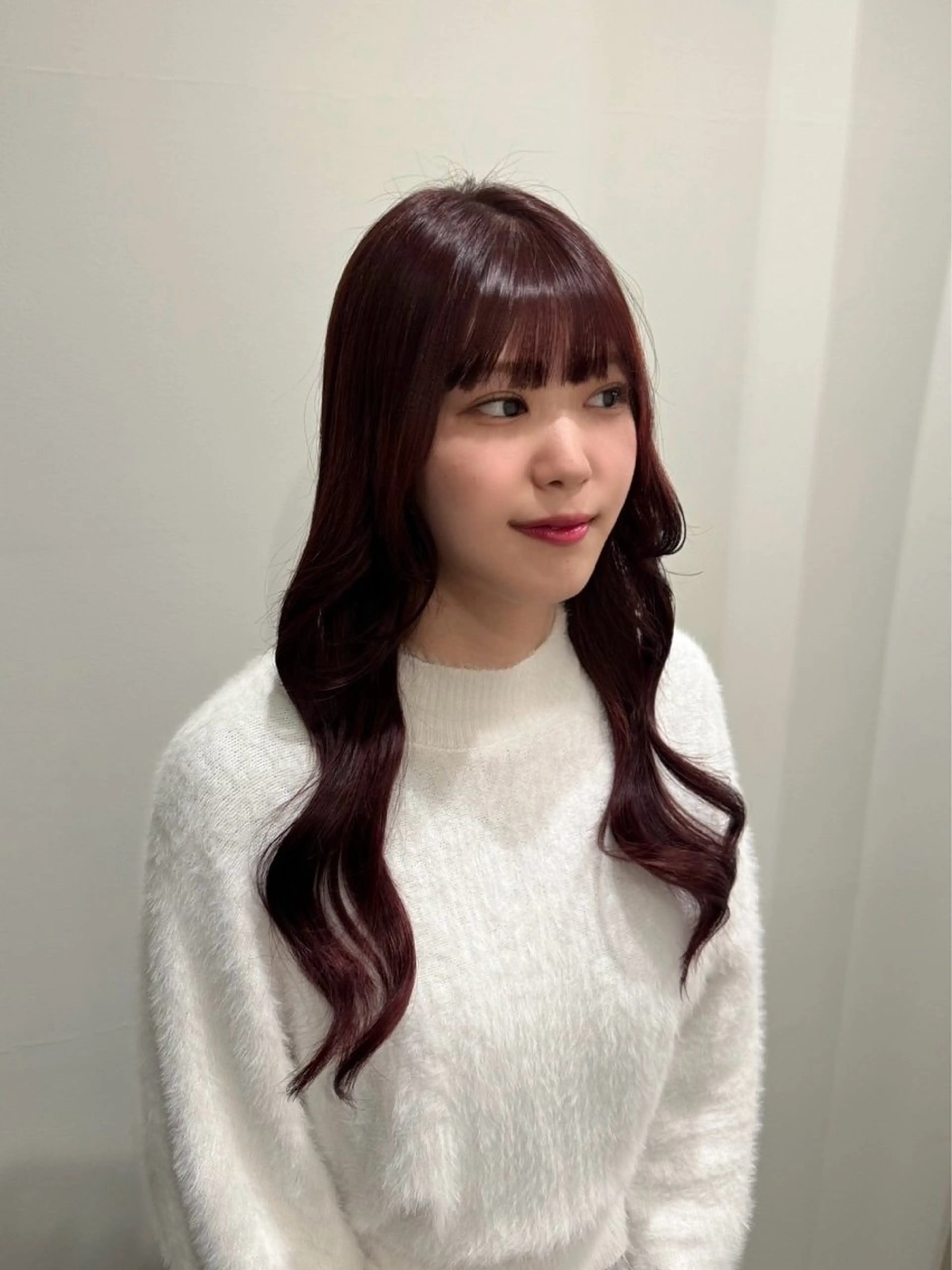ロング カラー 内沼 恵留菜のヘアスタイル