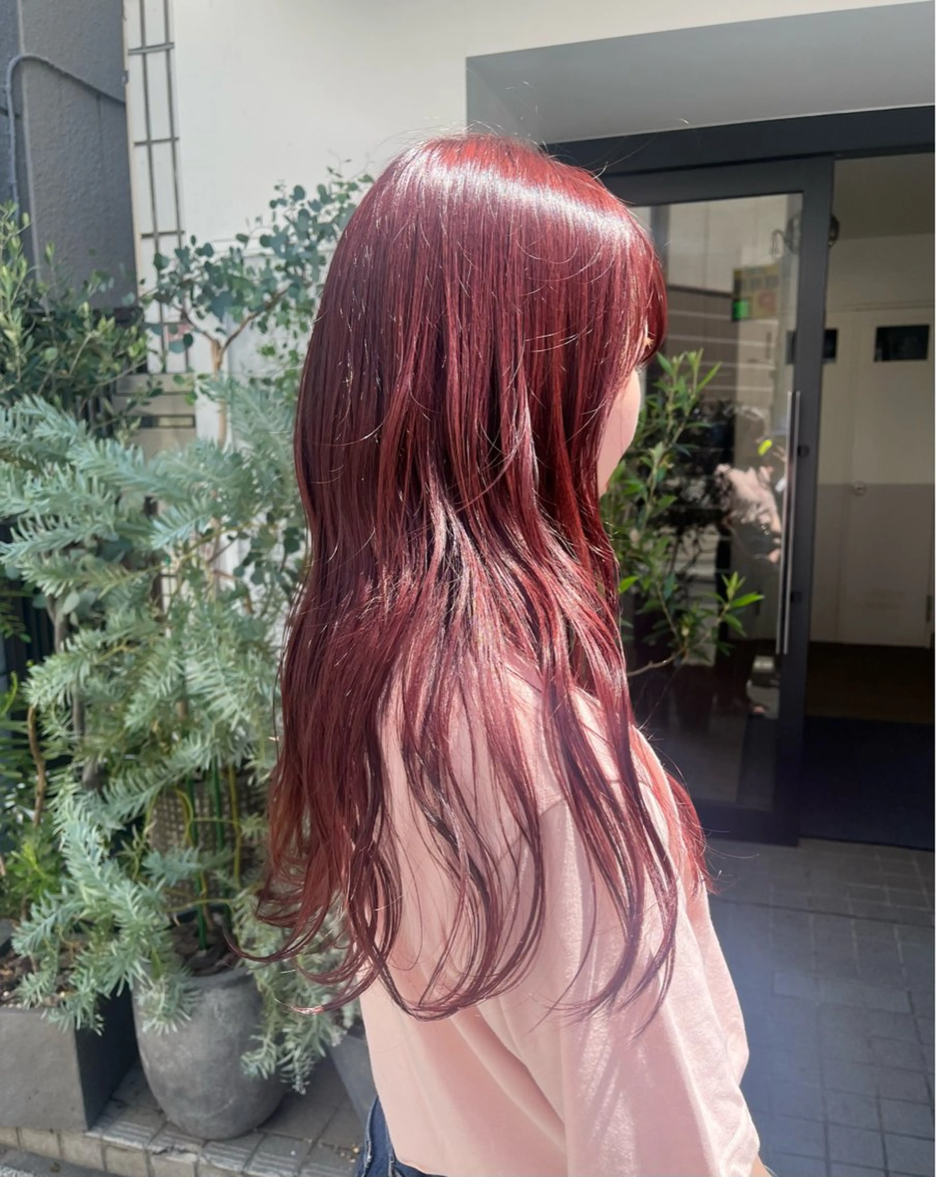 ロング カラー レッドカラー デート ヘアカラー レイヤー/艶カラー/ KIHO🥥︎のヘアスタイル