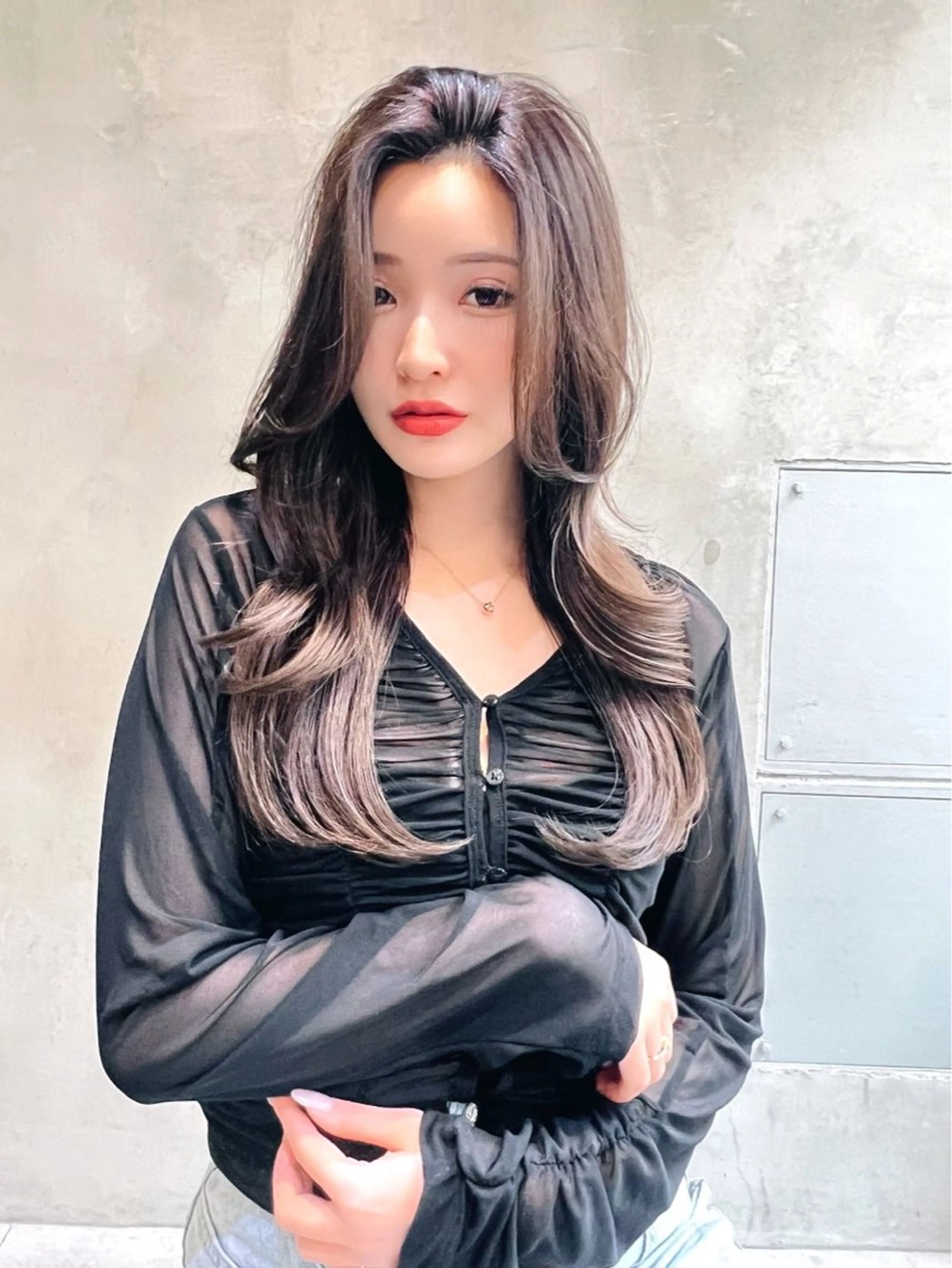 セミロング カラー カット ヘアカラー トリートメント 【銀座】艶髪/上品な カラー特化/涼/駅近のヘアスタイル