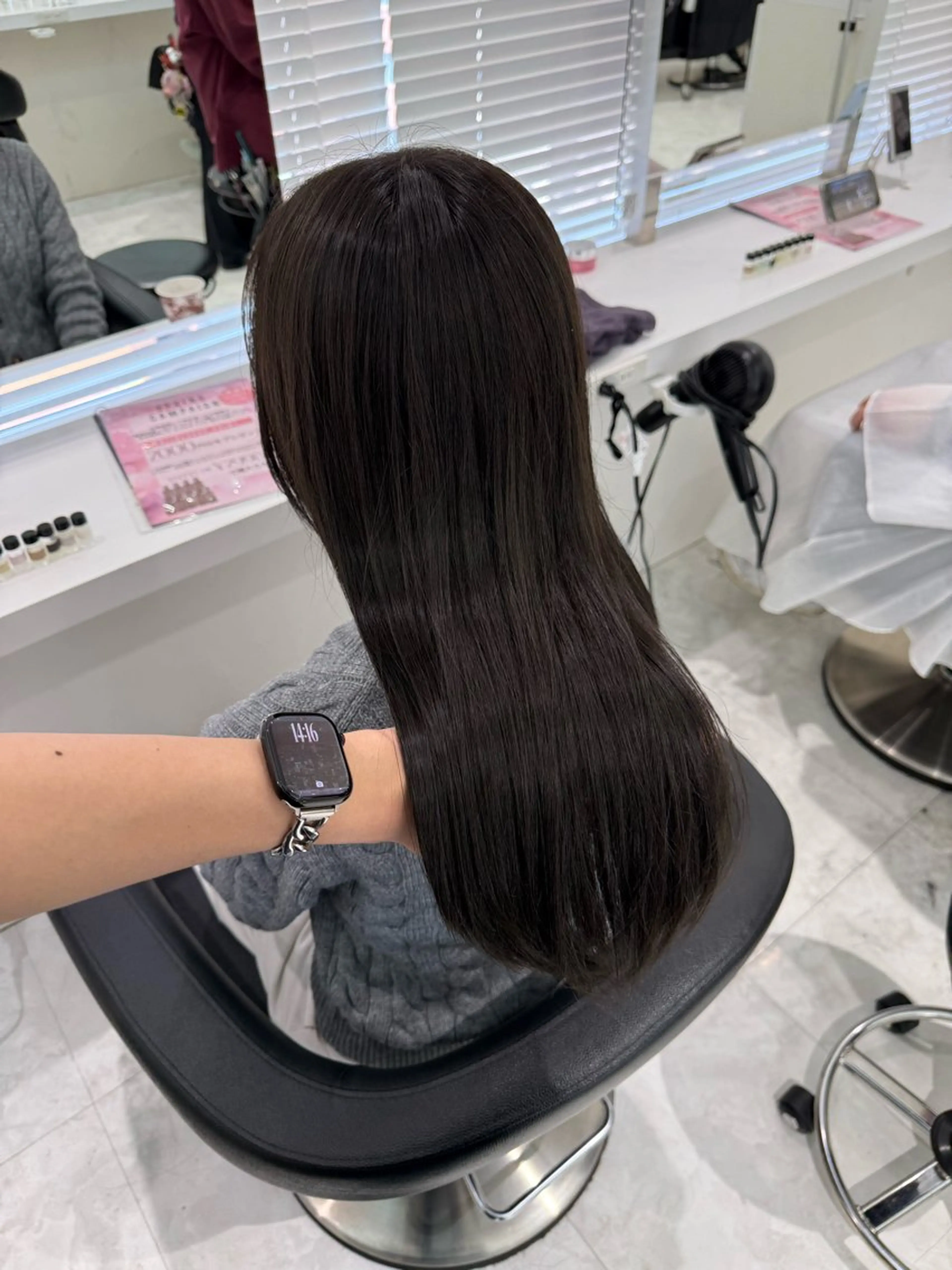 ロング カラー ヘアカラー 大人っぽ暗髪レディ 🩶takuto🩶のヘアスタイル