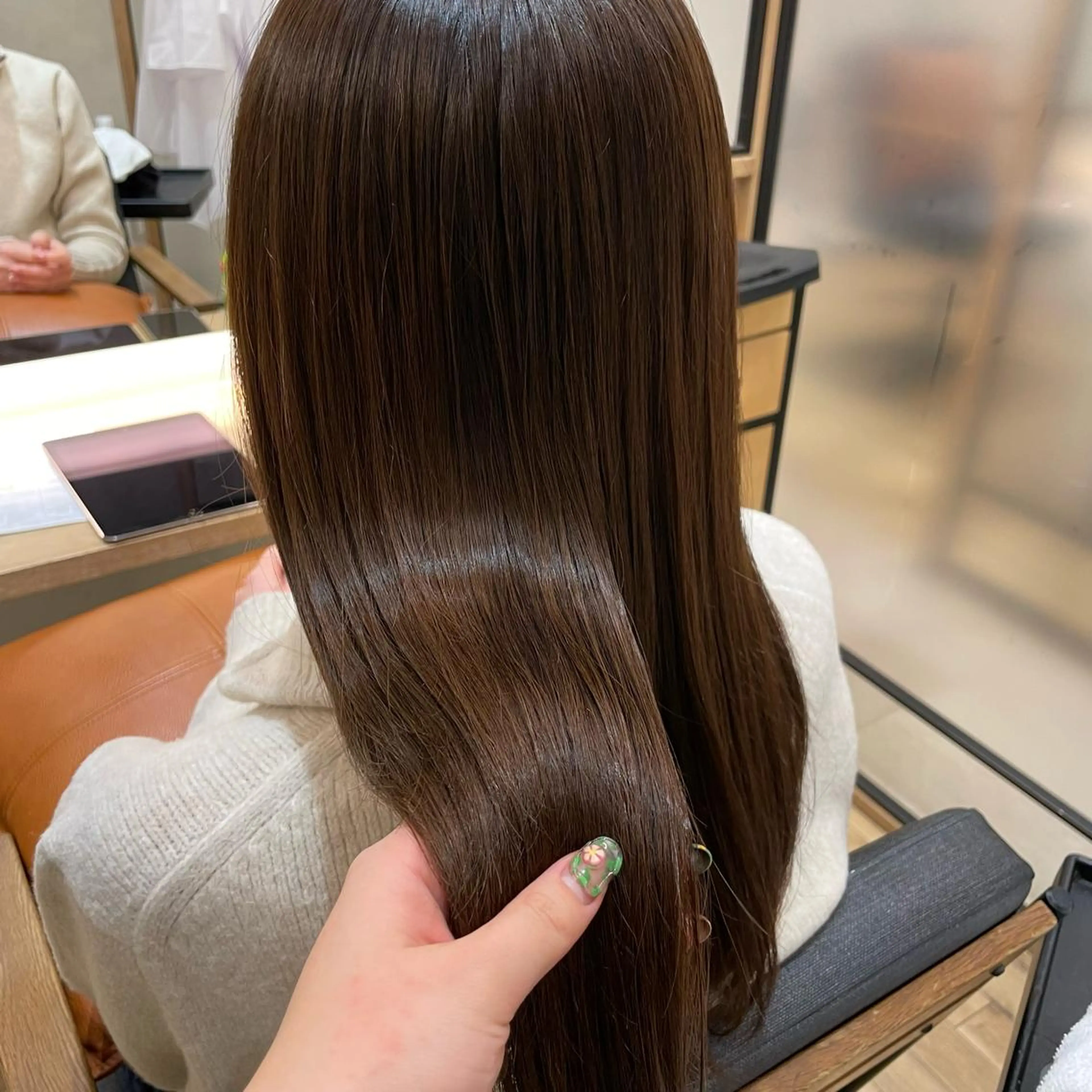 セミロング アッシュ アッシュブラウン Nao 【EIGHT札幌】のヘアスタイル