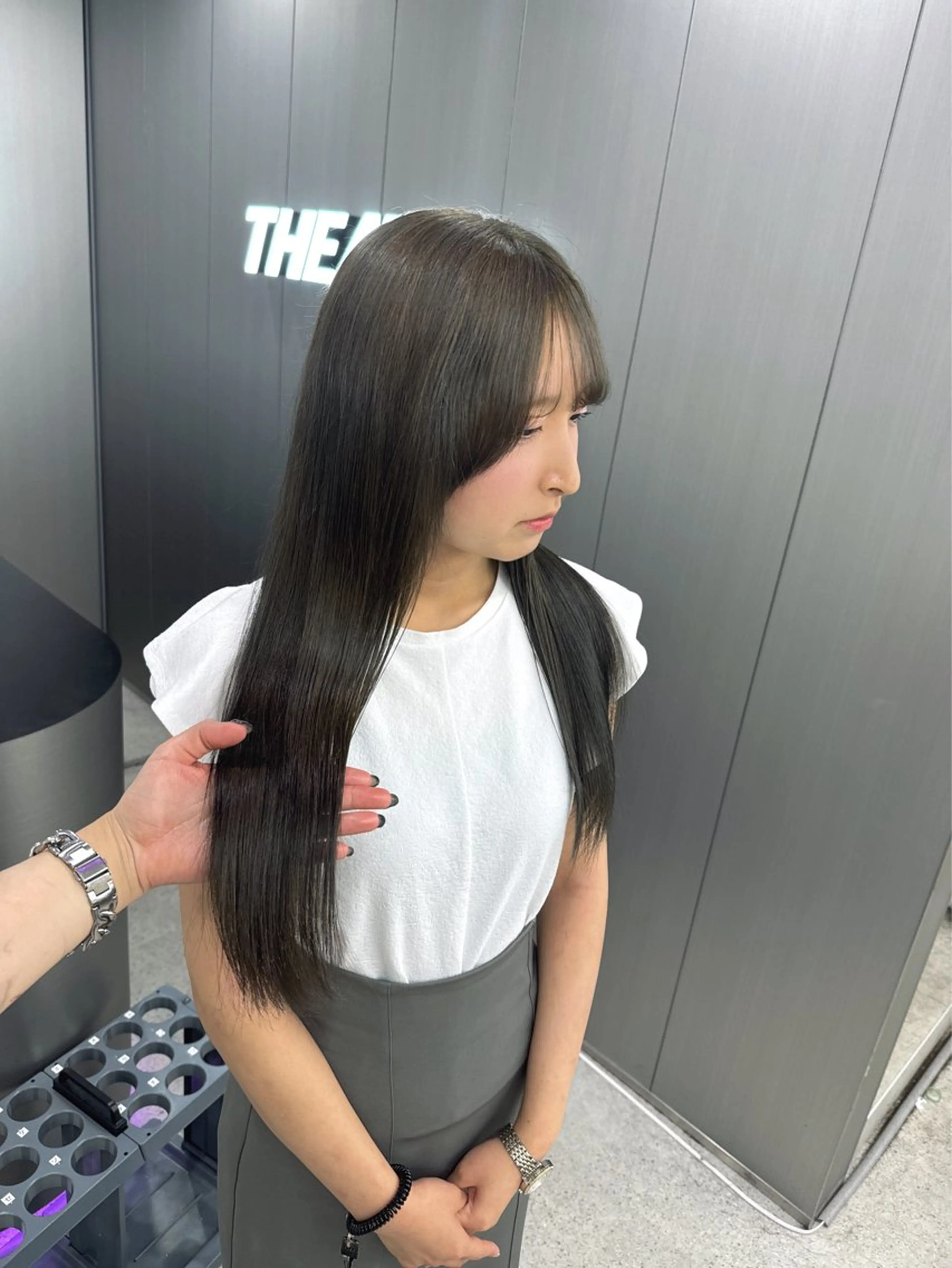 ロング カラー 暗髪🩶ラベンダー/ ブルー/ユウナ🤍のヘアスタイル