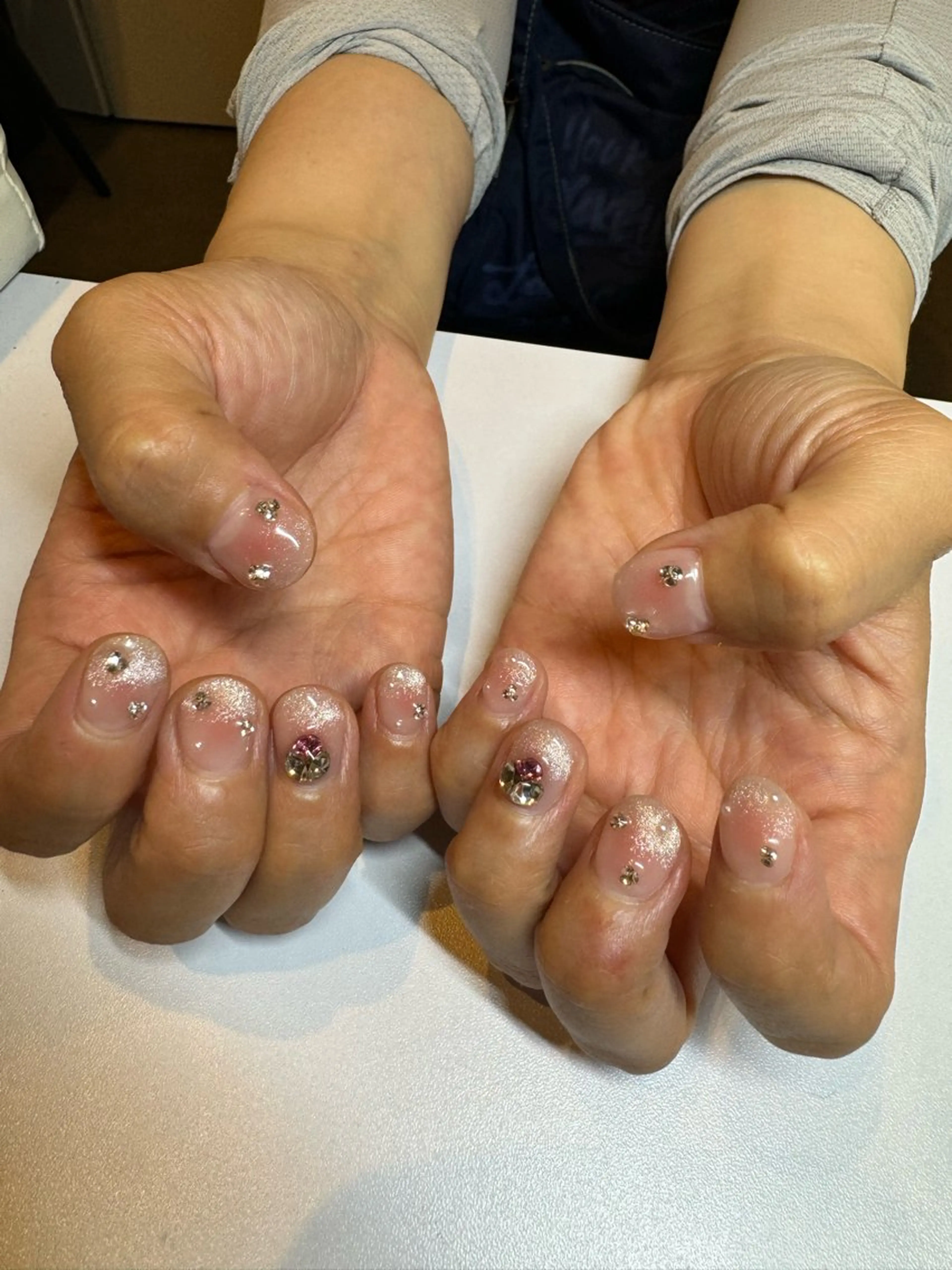 ネイル ハンドネイル 濱岡 咲のネイルデザイン