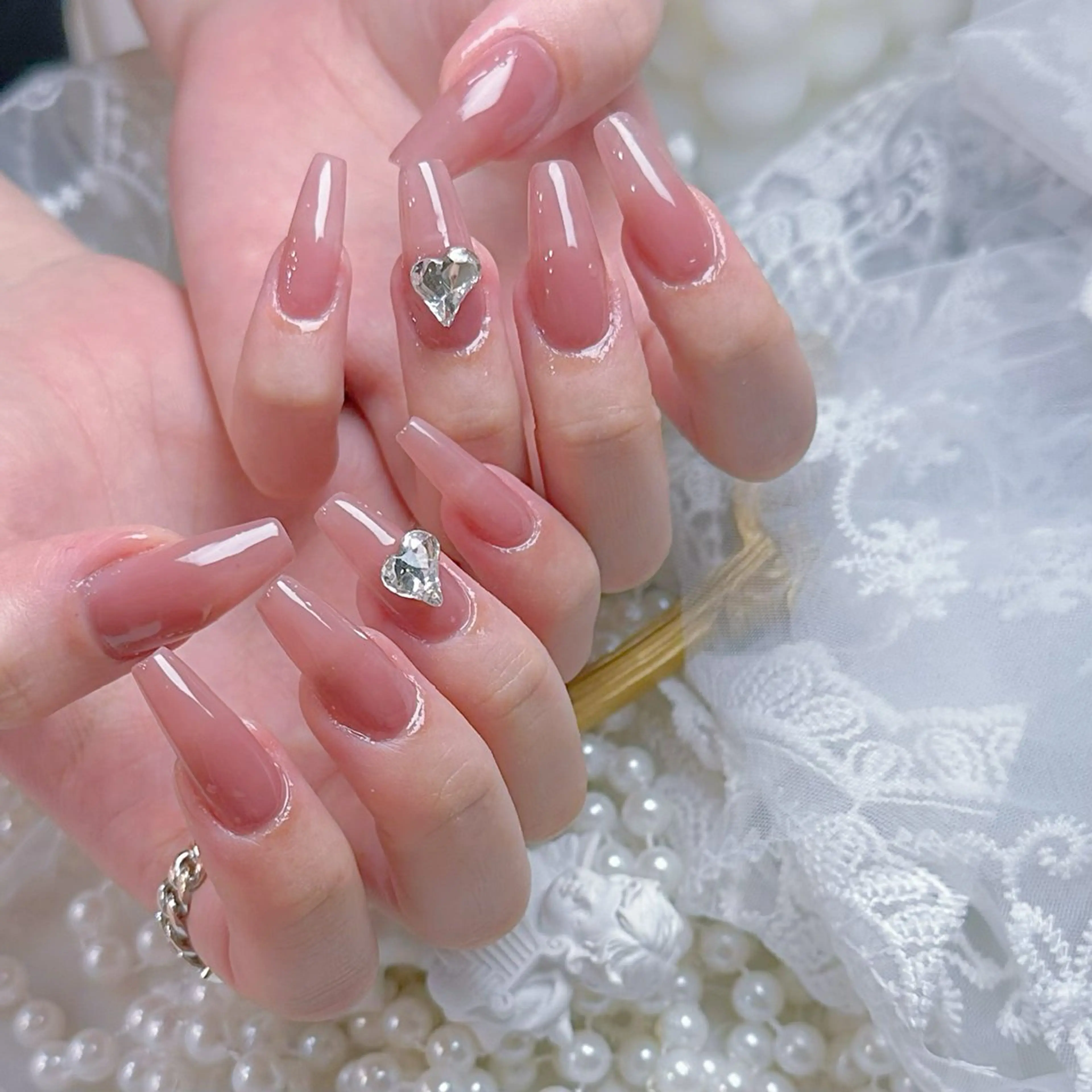 【期间限定　パーツ2個付け】🌸チップ長さだしワンカラーorラメグラデーションの写真