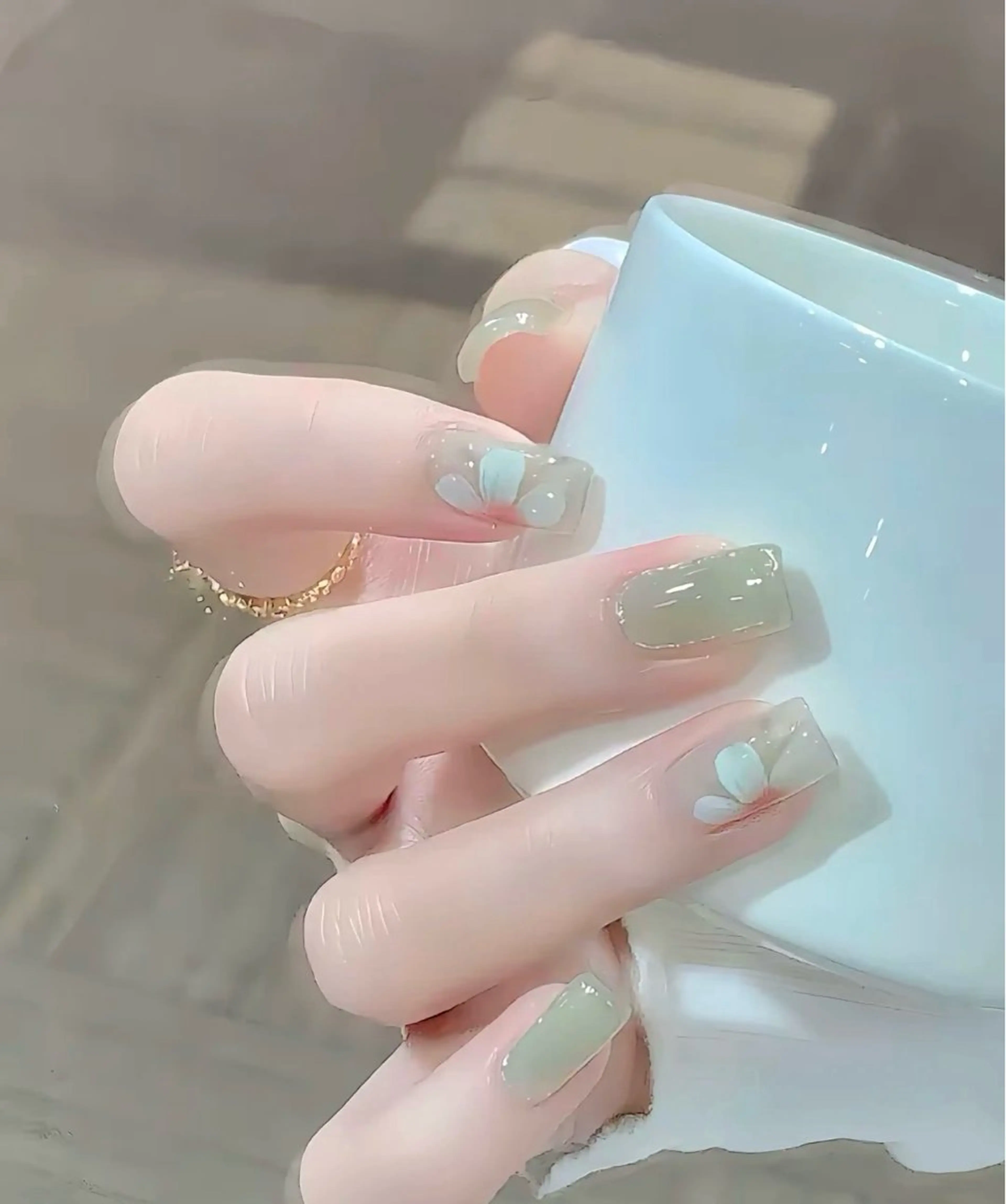 ネイル ハンドネイル 佐藤 依娜のネイルデザイン