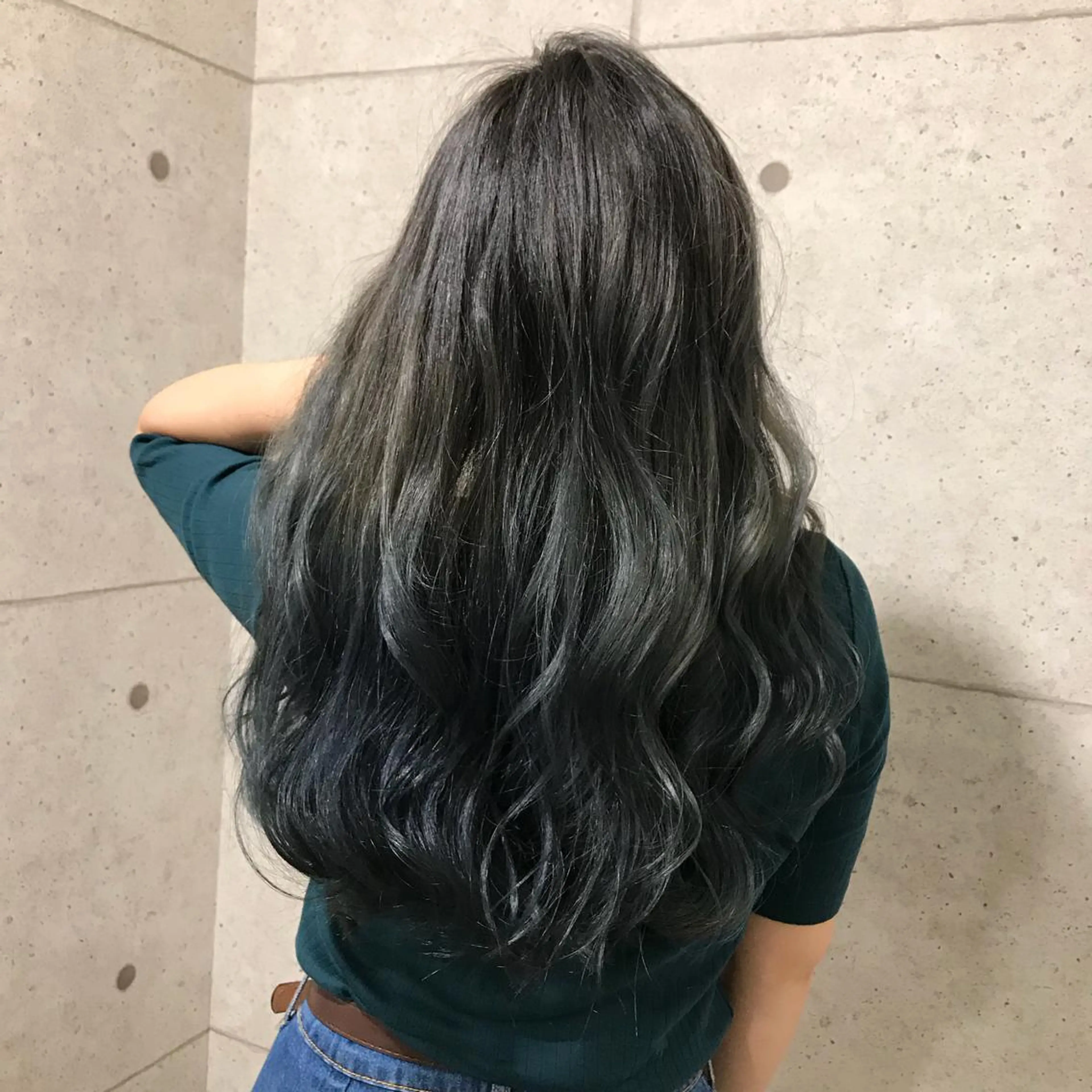 ロング ヘアカラー トリートメント Selene hair OSAKAのヘアスタイル