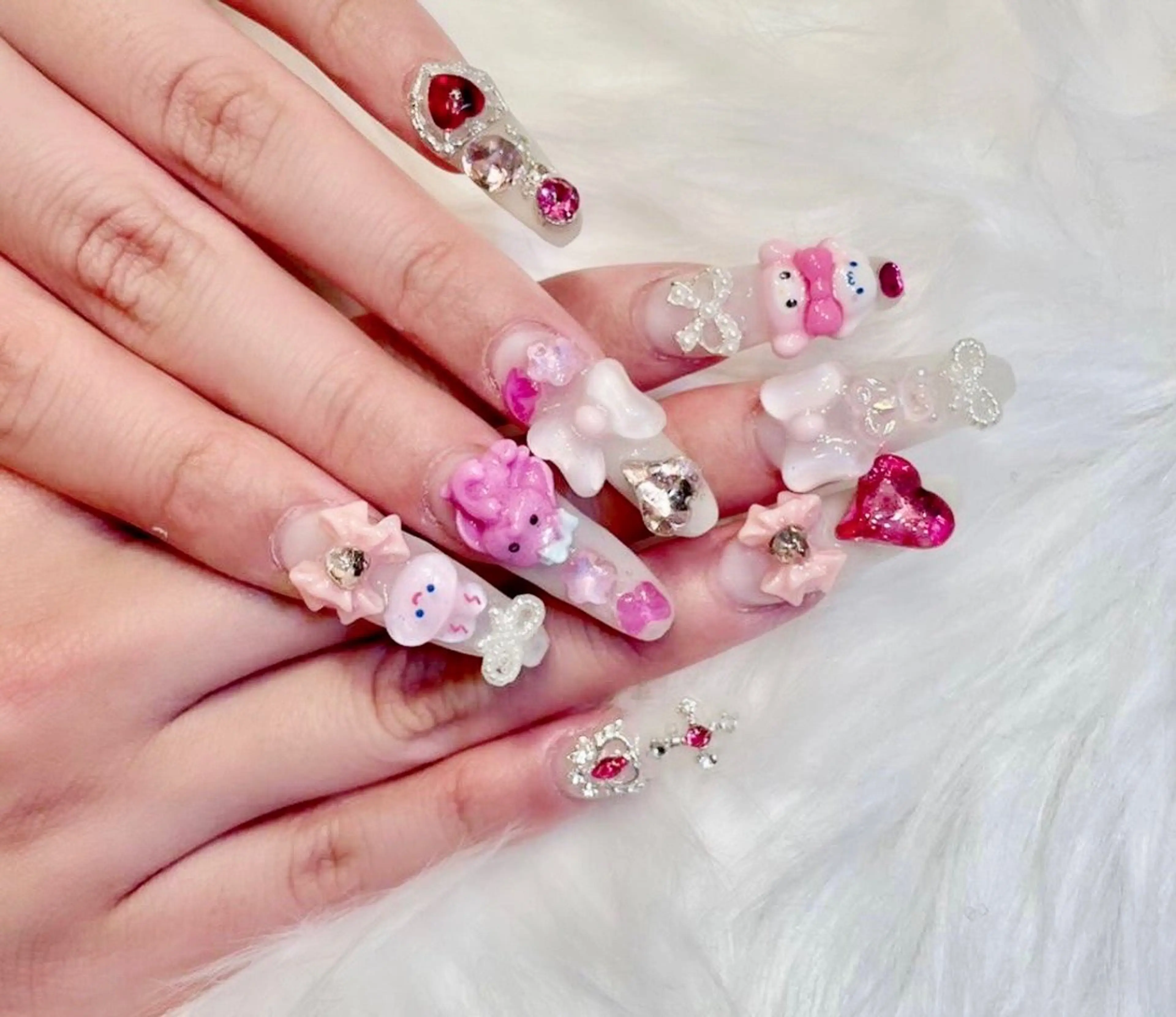 ネイル Hanaai Salon新宿店のネイルデザイン