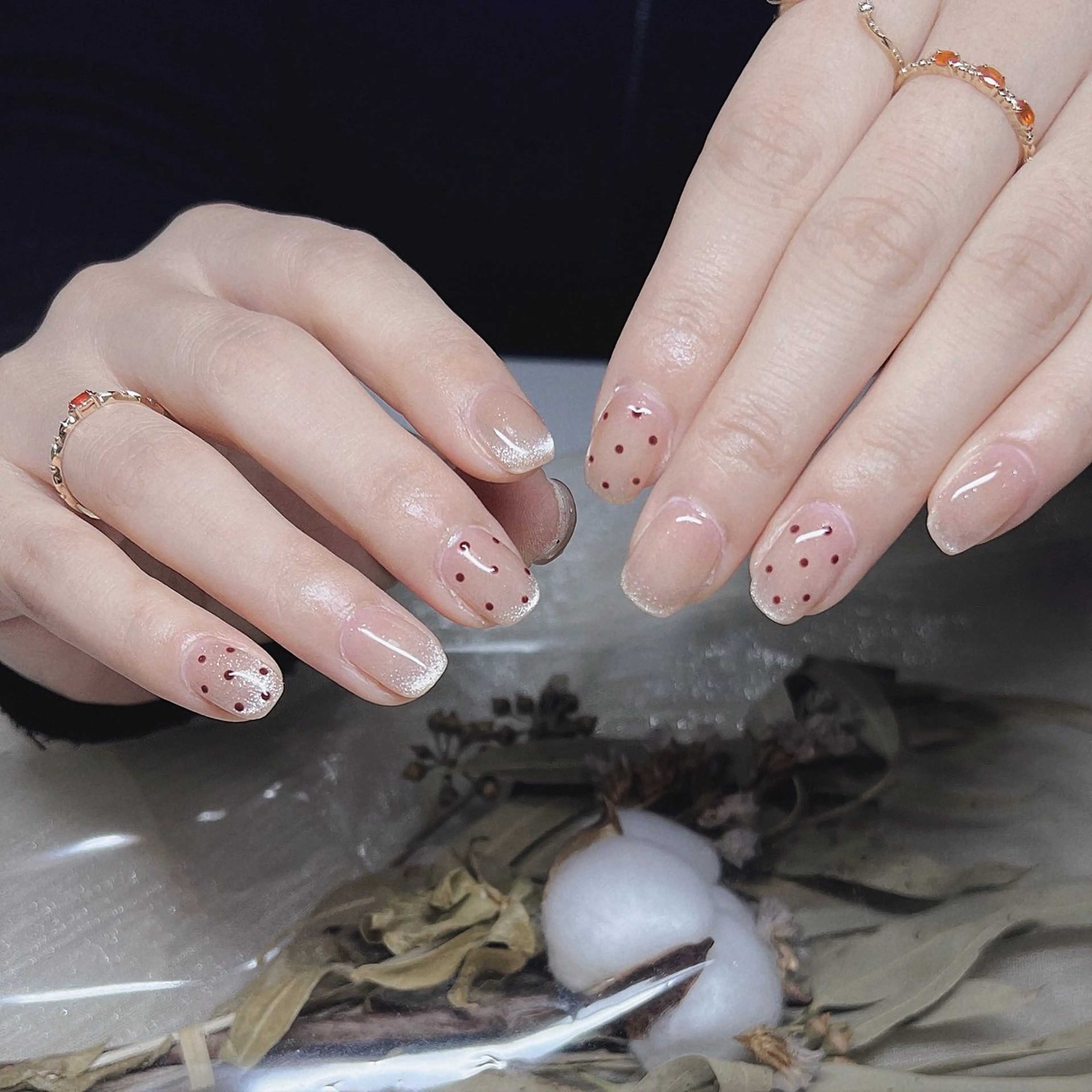 ネイル ハンドネイル KURE ISAKIのネイルデザイン